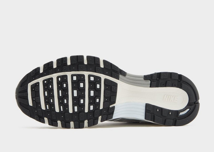 Adidași de damă W NIKE P-6000 BV1021-106 Argintiu