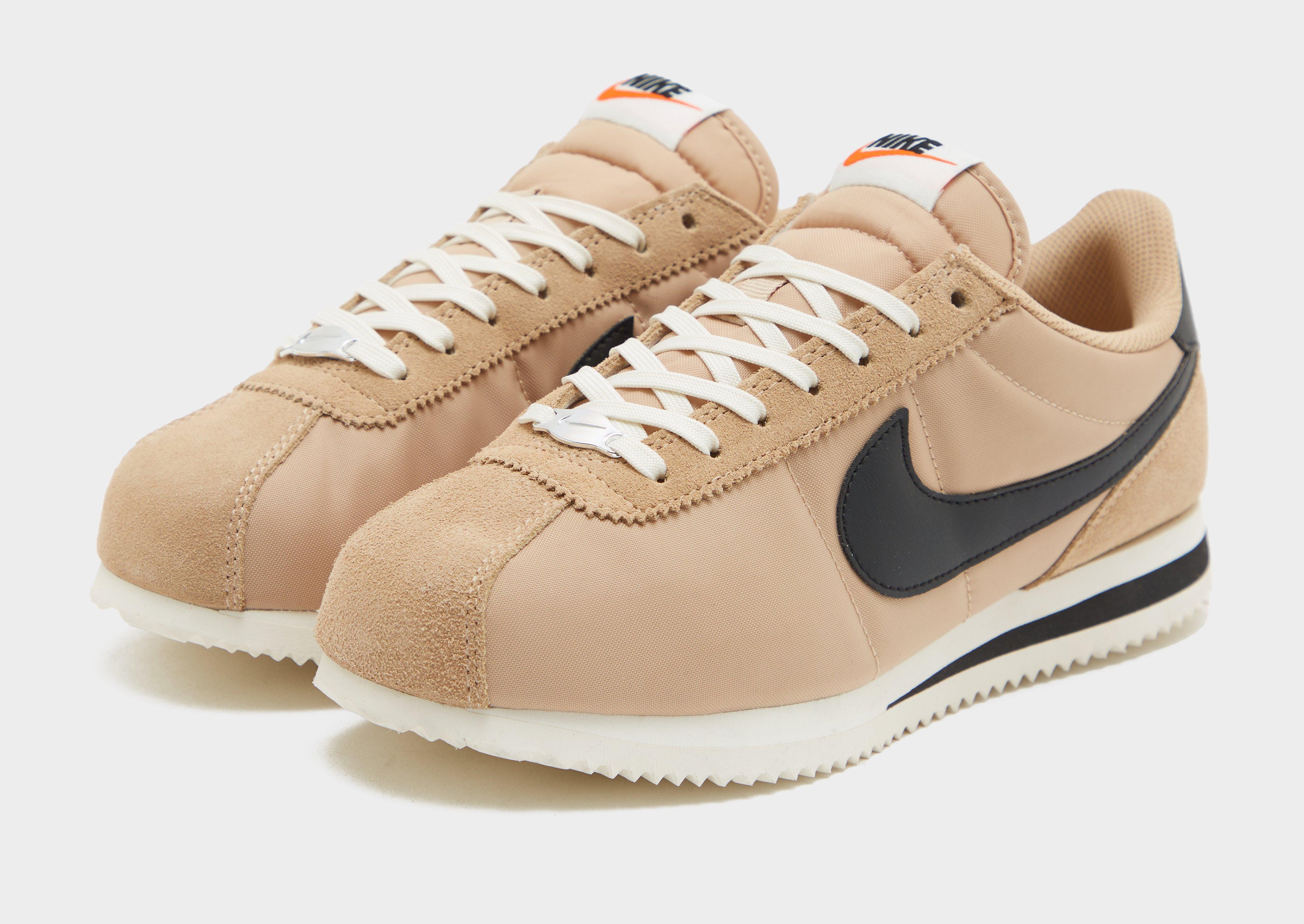 Kedai moterims NIKE W CORTEZ SE IF1764-200 Ruda
