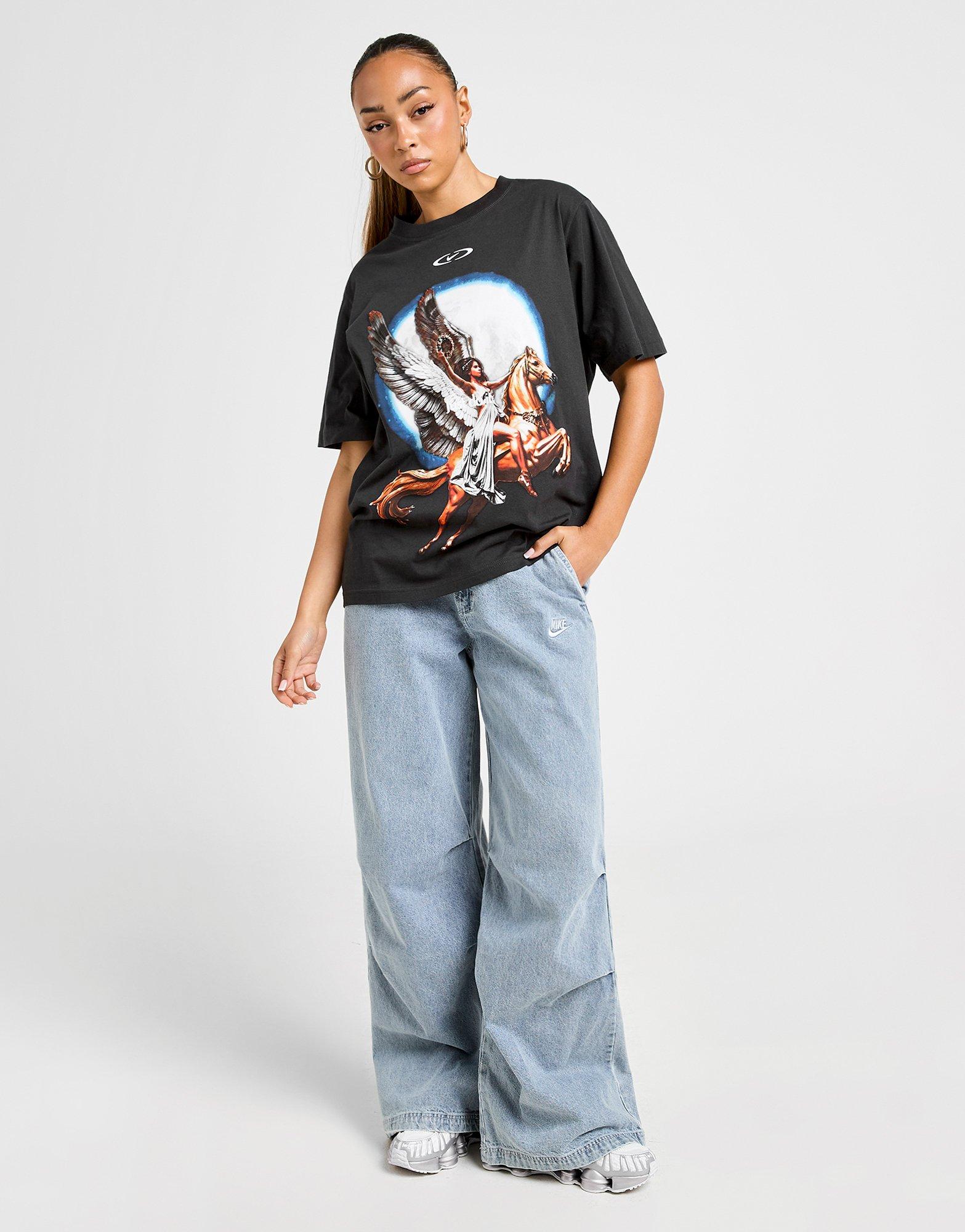 Dámské tričko NIKE TRIČKO W NSW TEE ESSNTL BF SOARING IB8933-045 Černá