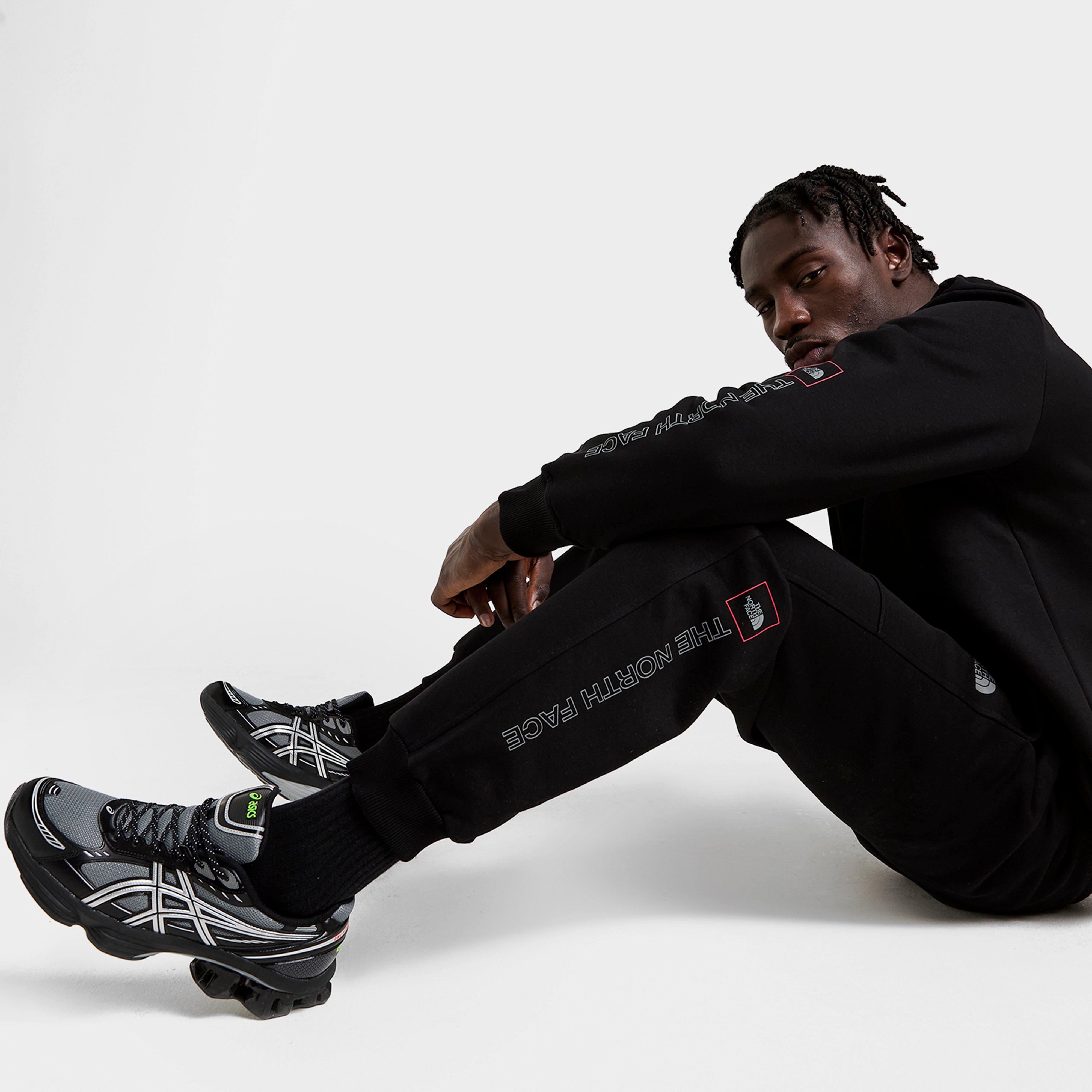 Pantaloni pentru bărbați THE NORTH FACE PANTALONI  OUTLINE PNT BLK