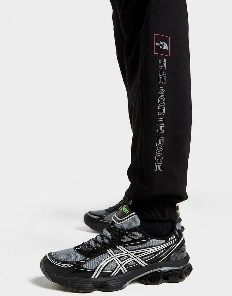 Muške hlače THE NORTH FACE HLAČE OUTLINE PNT BLK NF0A8GDYJK31 crna