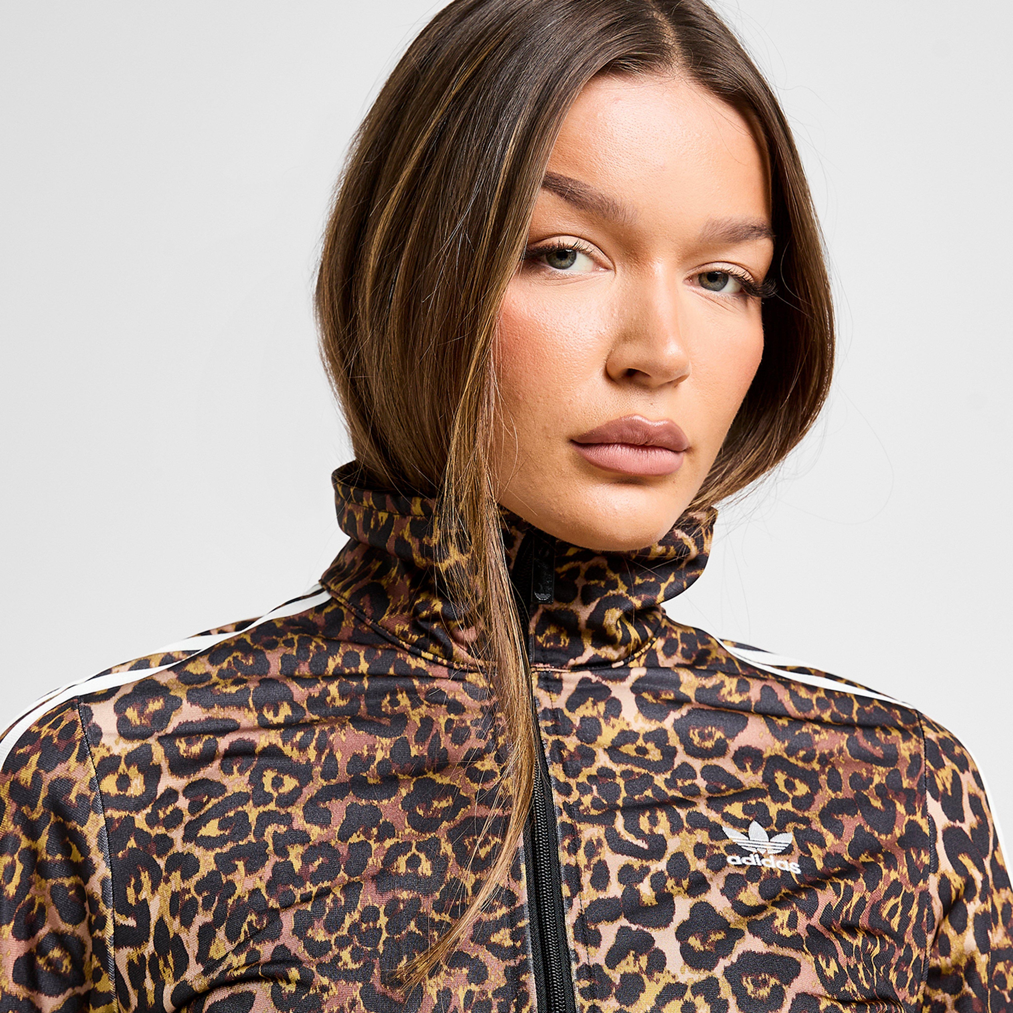 Дамска блуза ADIDAS СУИТЧЪР СЪС ЗАКОПЧАВАНЕ   LEO FIREBIRD TТОП AOP