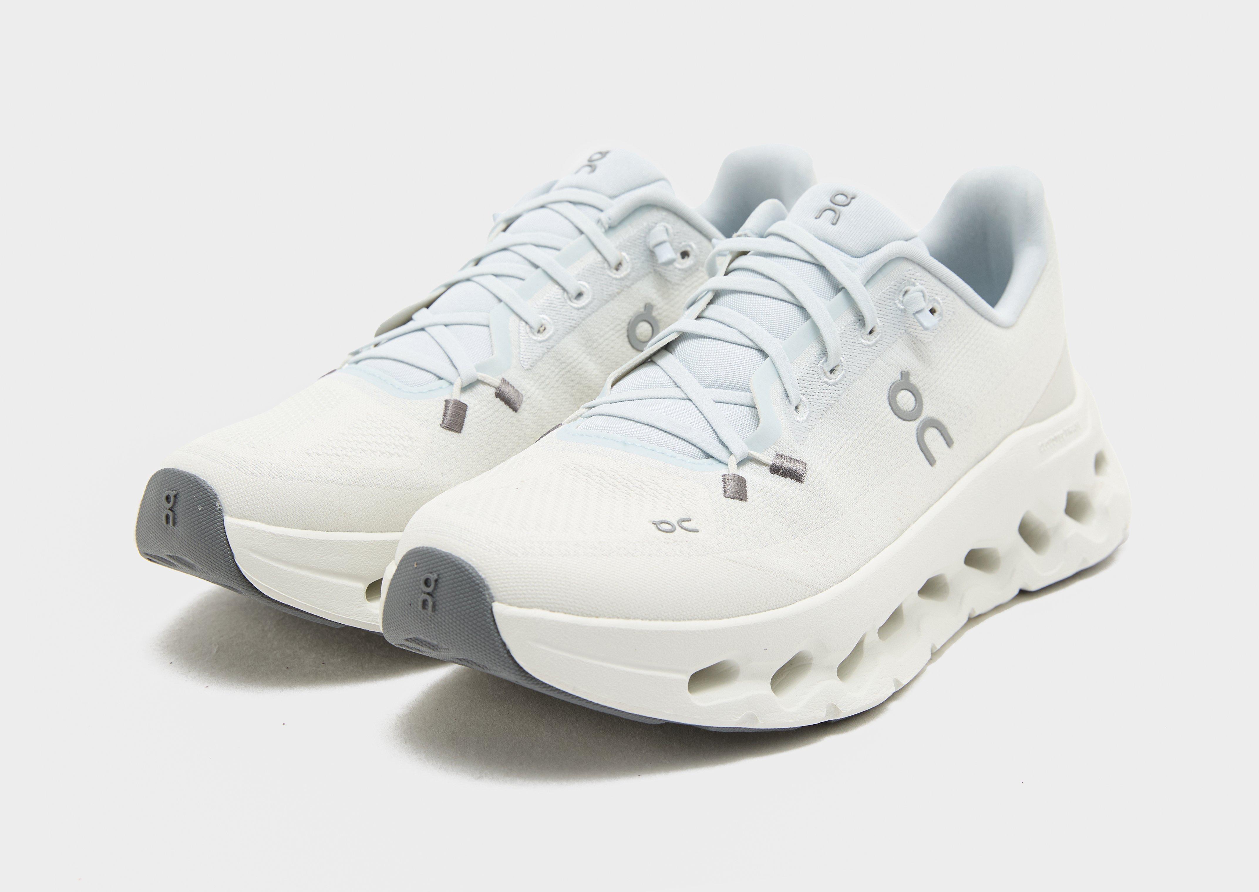 Дамски обувки за бягане ON CLOUDTILT  3WE10054313 Сив