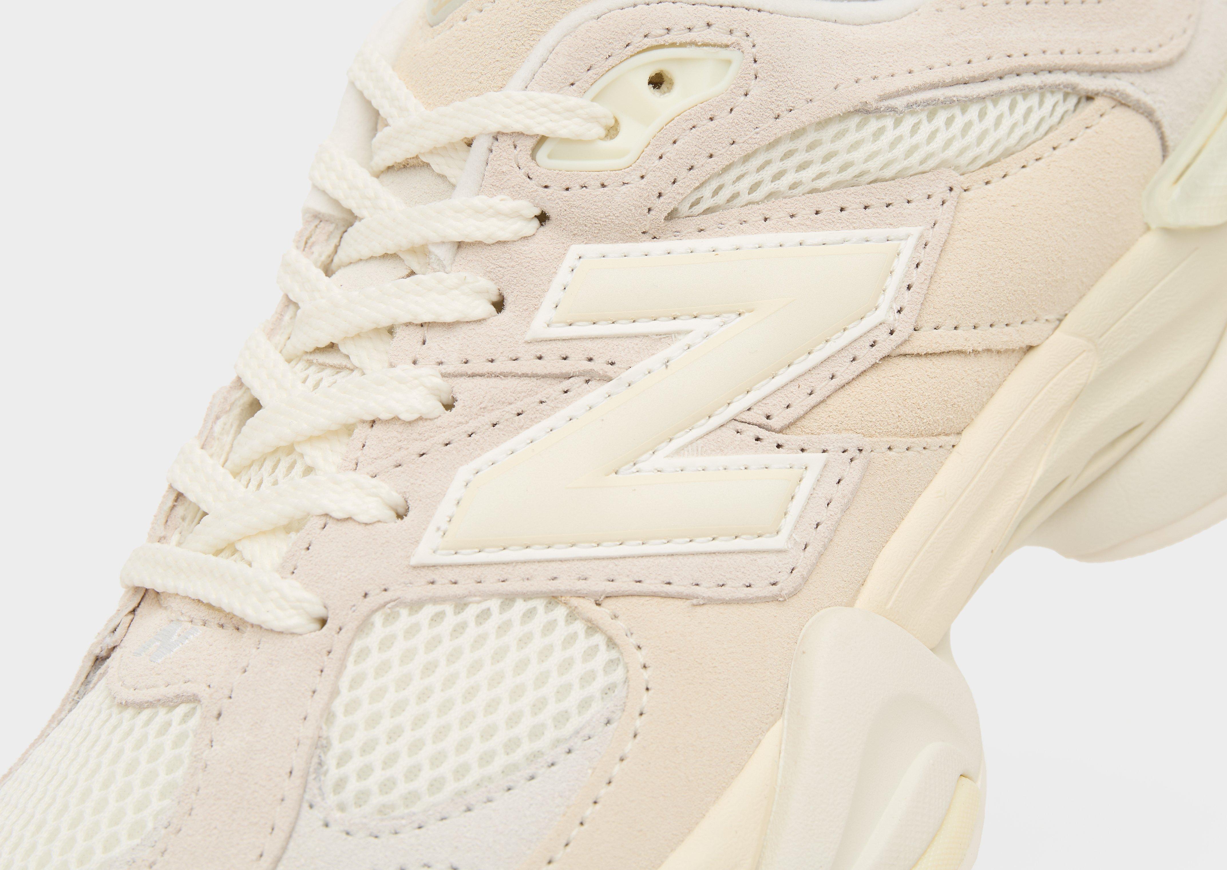 Buty sneakersy damskie NEW BALANCE U9060 U9060ERB Beżowy