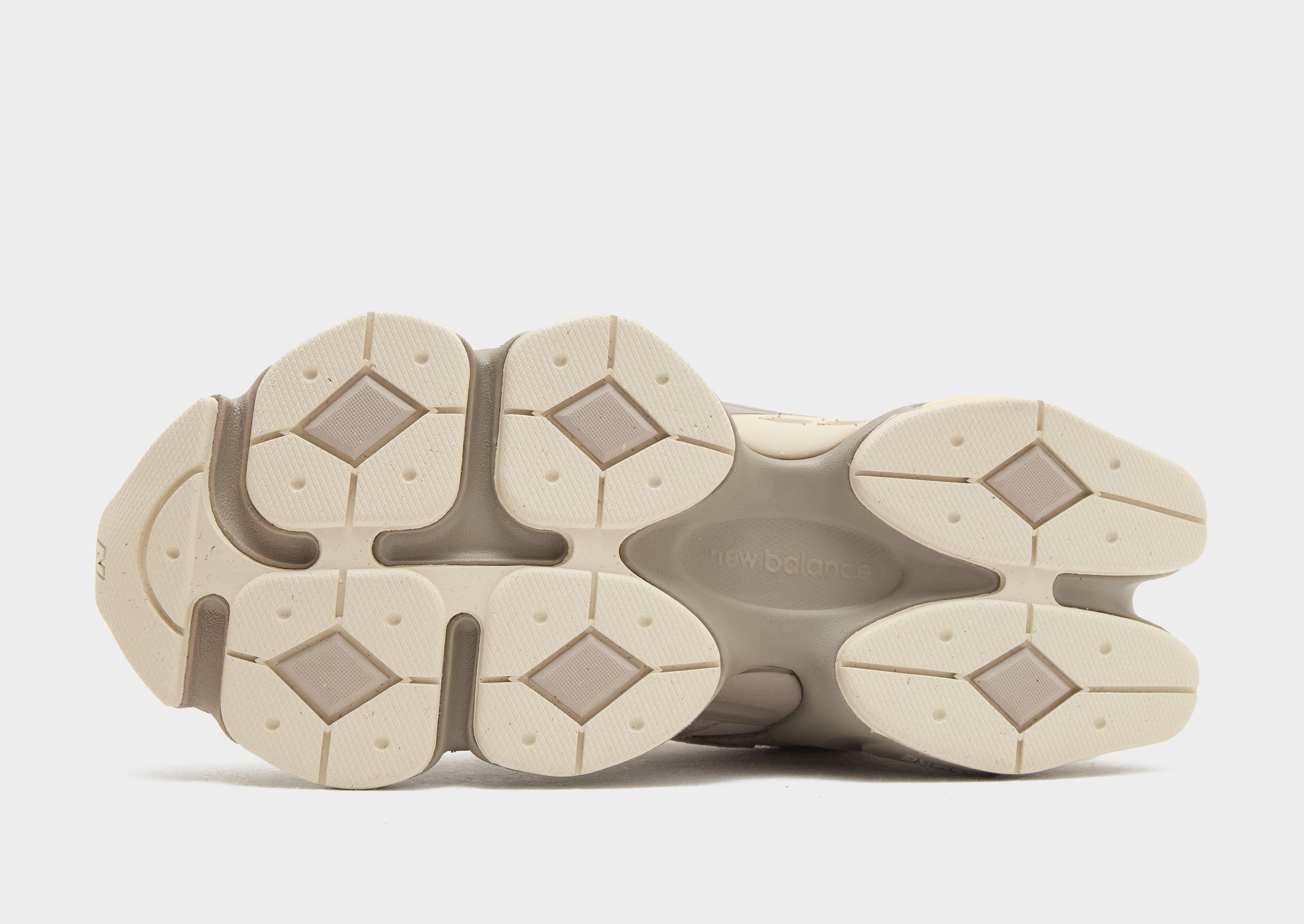 Dámske tenisky NEW BALANCE U9060 U9060JMB Béžová