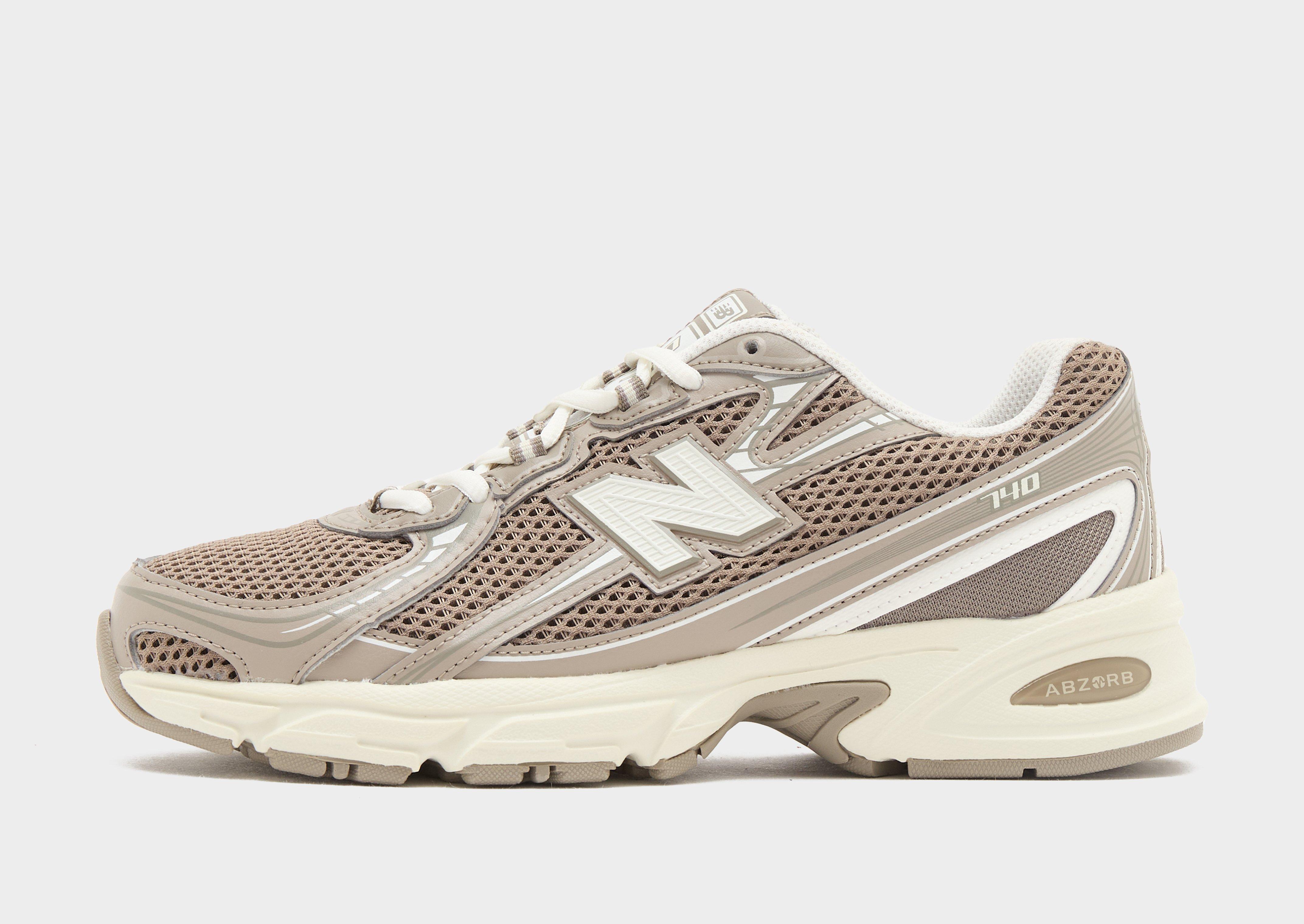 New Balance 740