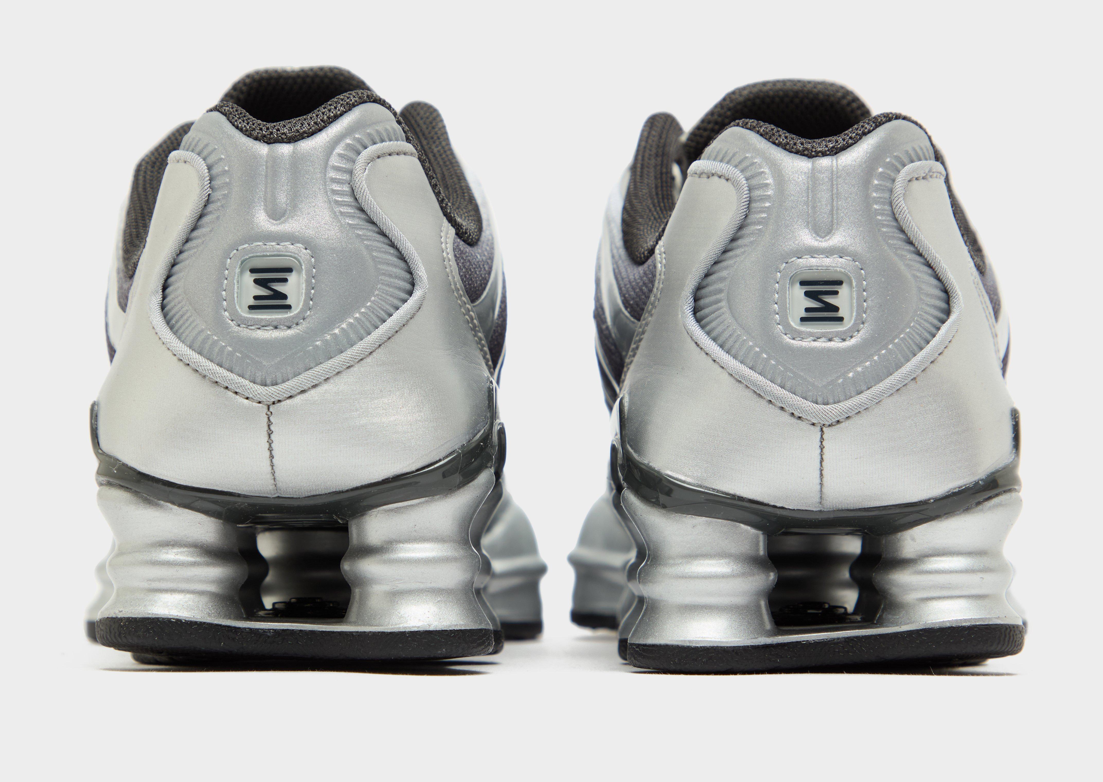 Pánske tenisky NIKE SHOX TL IH4466-095 Strieborná