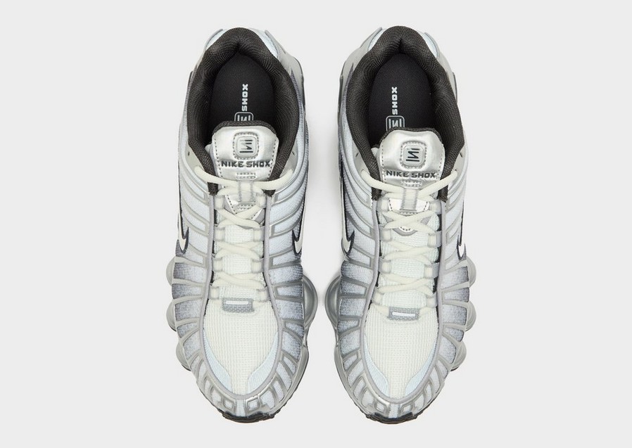 Чоловічі кросівки NIKE SHOX TL IH4466-095 Сріблястий