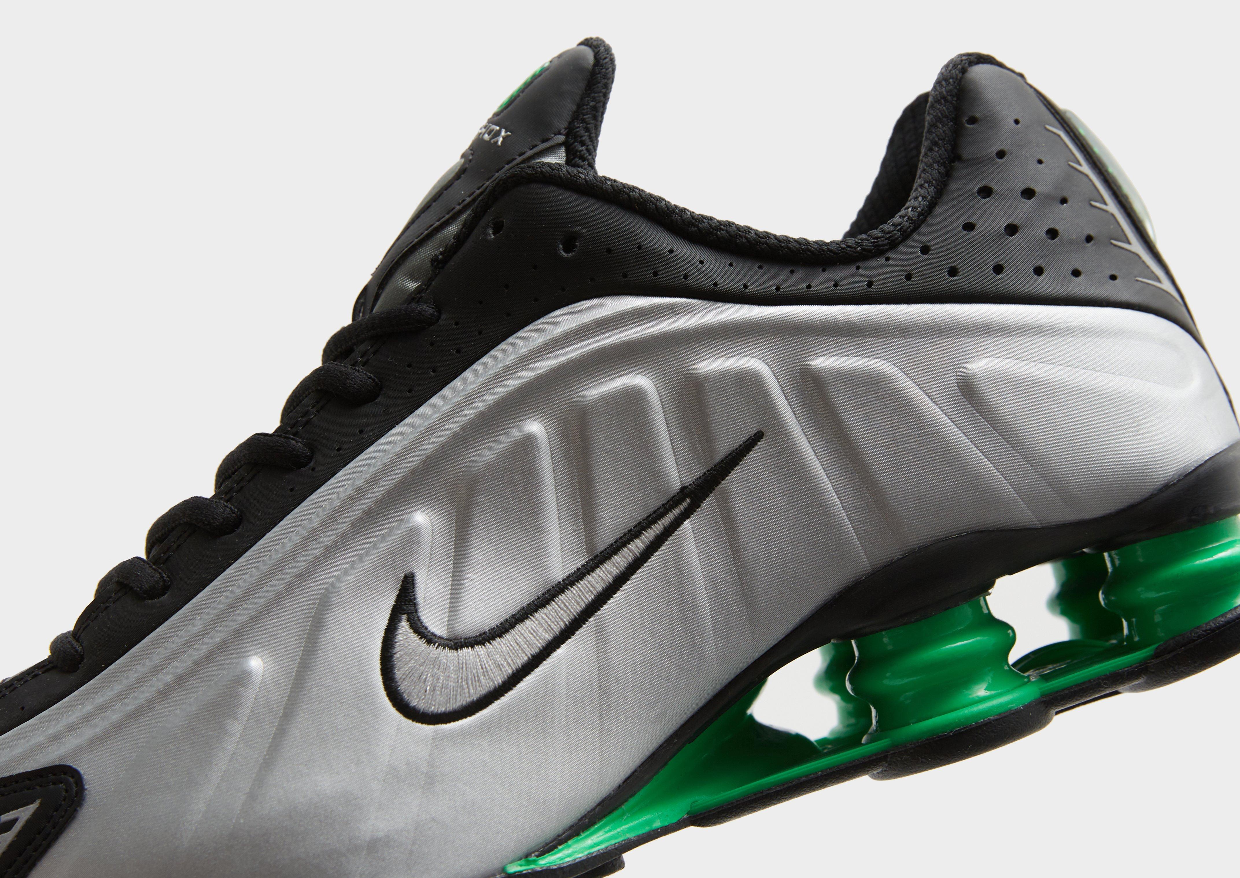 Pánske tenisky NIKE SHOX R4 HQ1988-006 Čierna