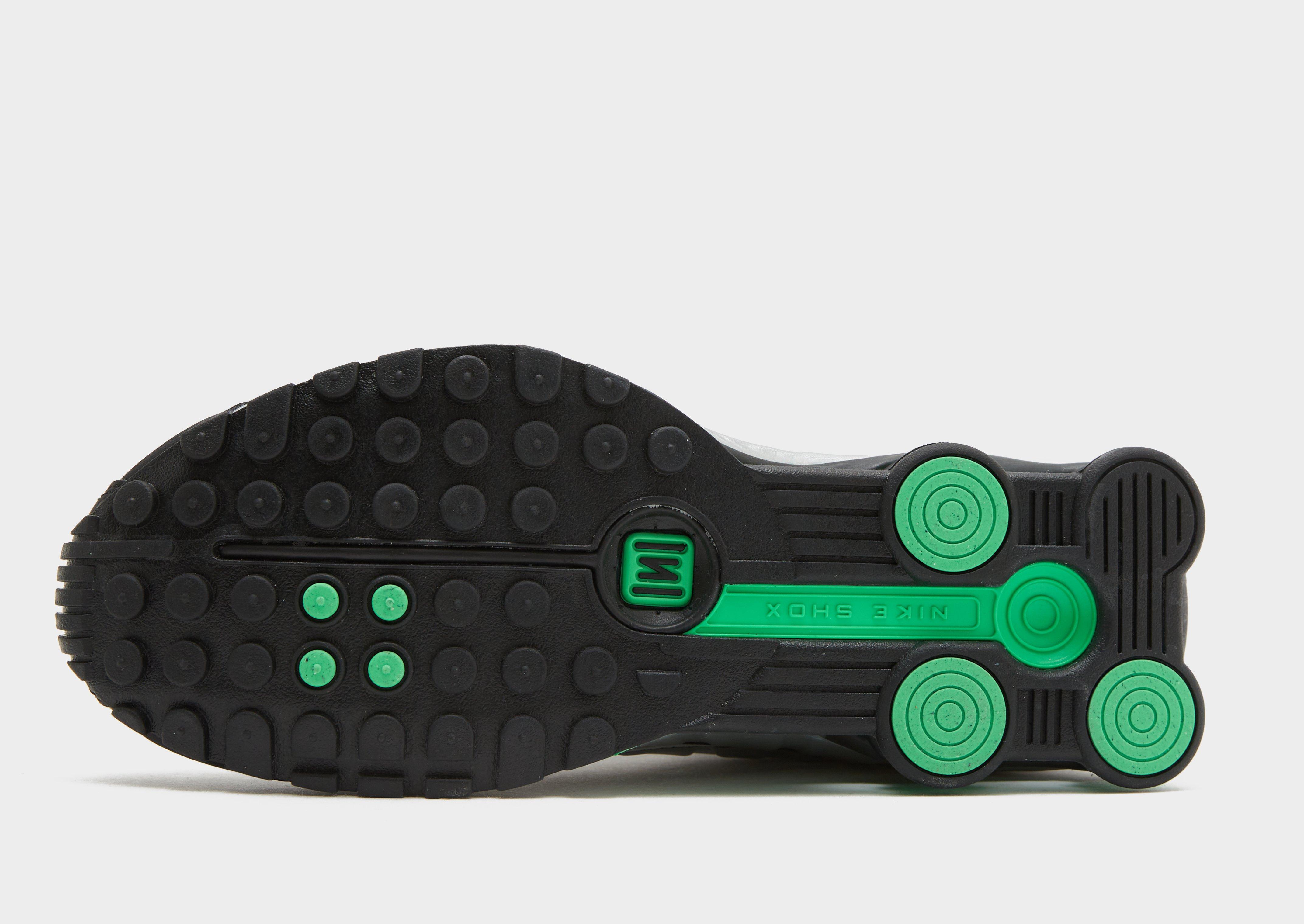 Pánske tenisky NIKE SHOX R4 HQ1988-006 Čierna