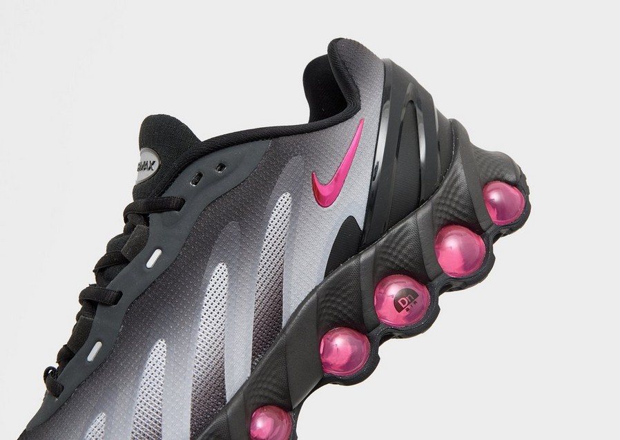Férfi sneakers NIKE AIR MAX DN8 IH4119-004 Fekete