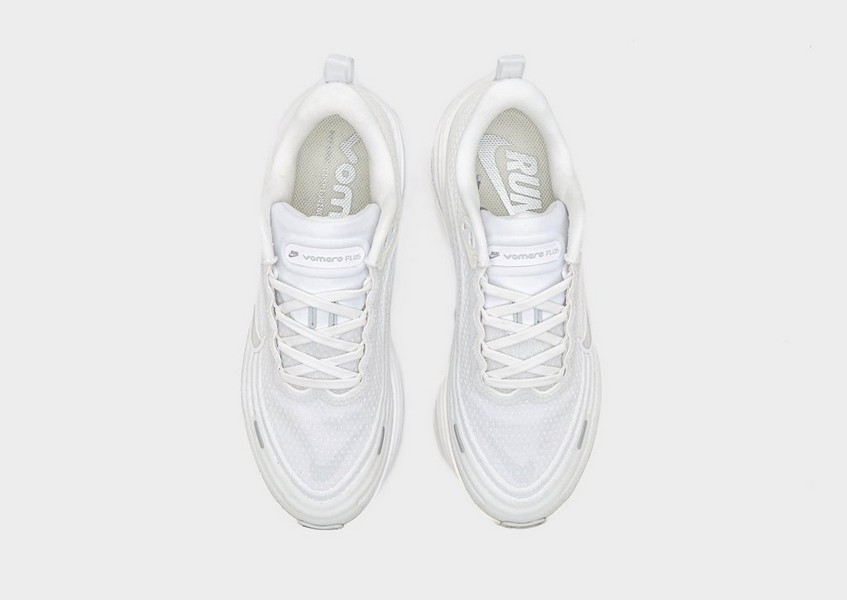 Nike Vomero Plus