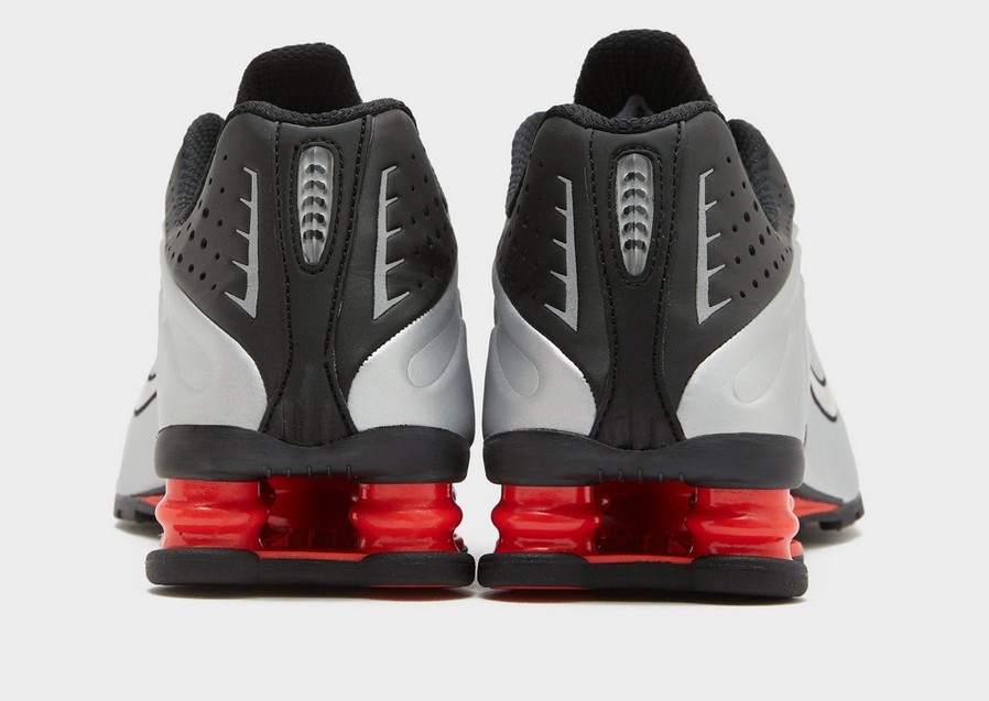 Buty sneakersy damskie NIKE W SHOX R4 AR3565-011 Czarny