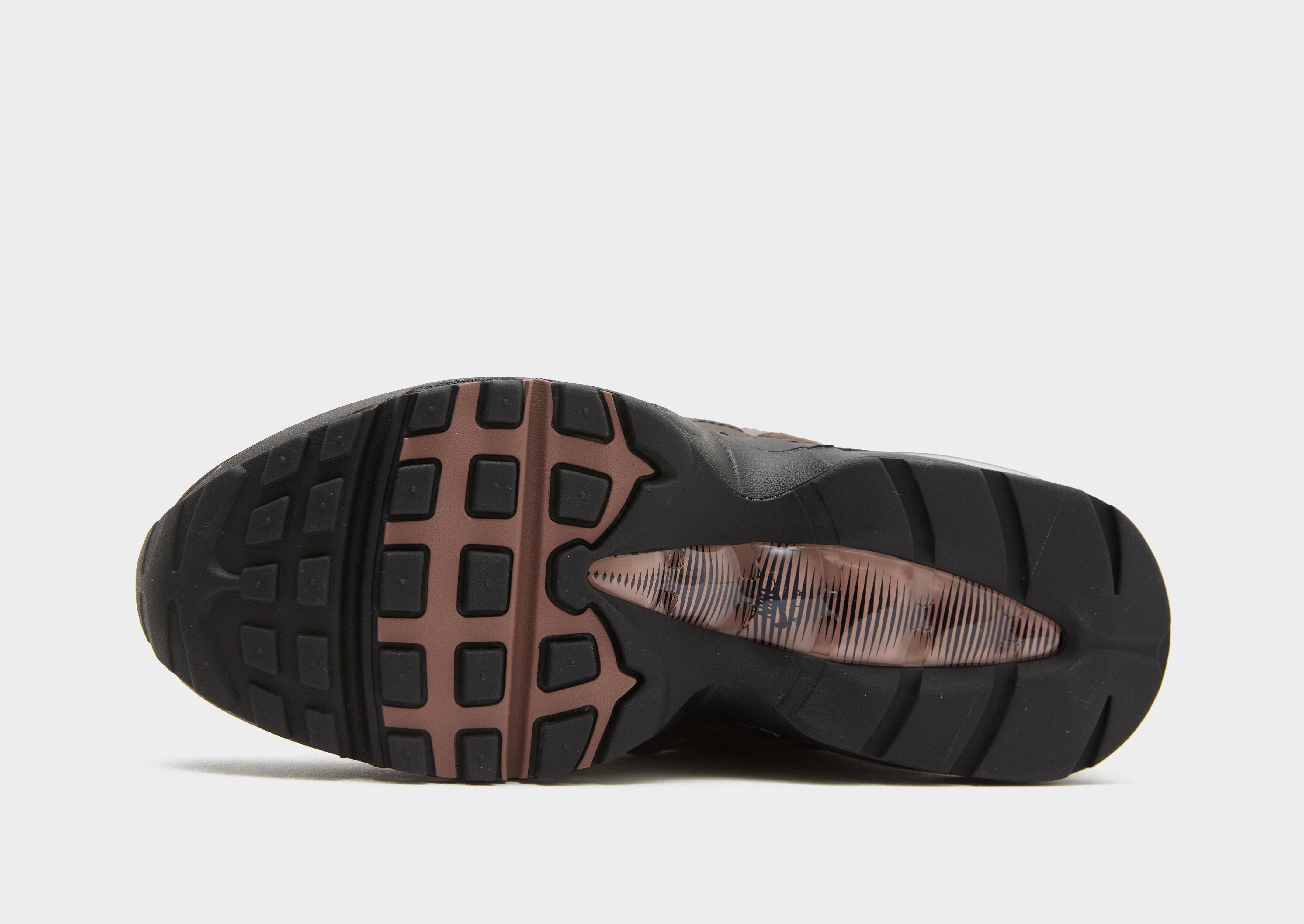 Adidași de damă NIKE W NIKE AIR MAX 95 IB6396-200 Maro