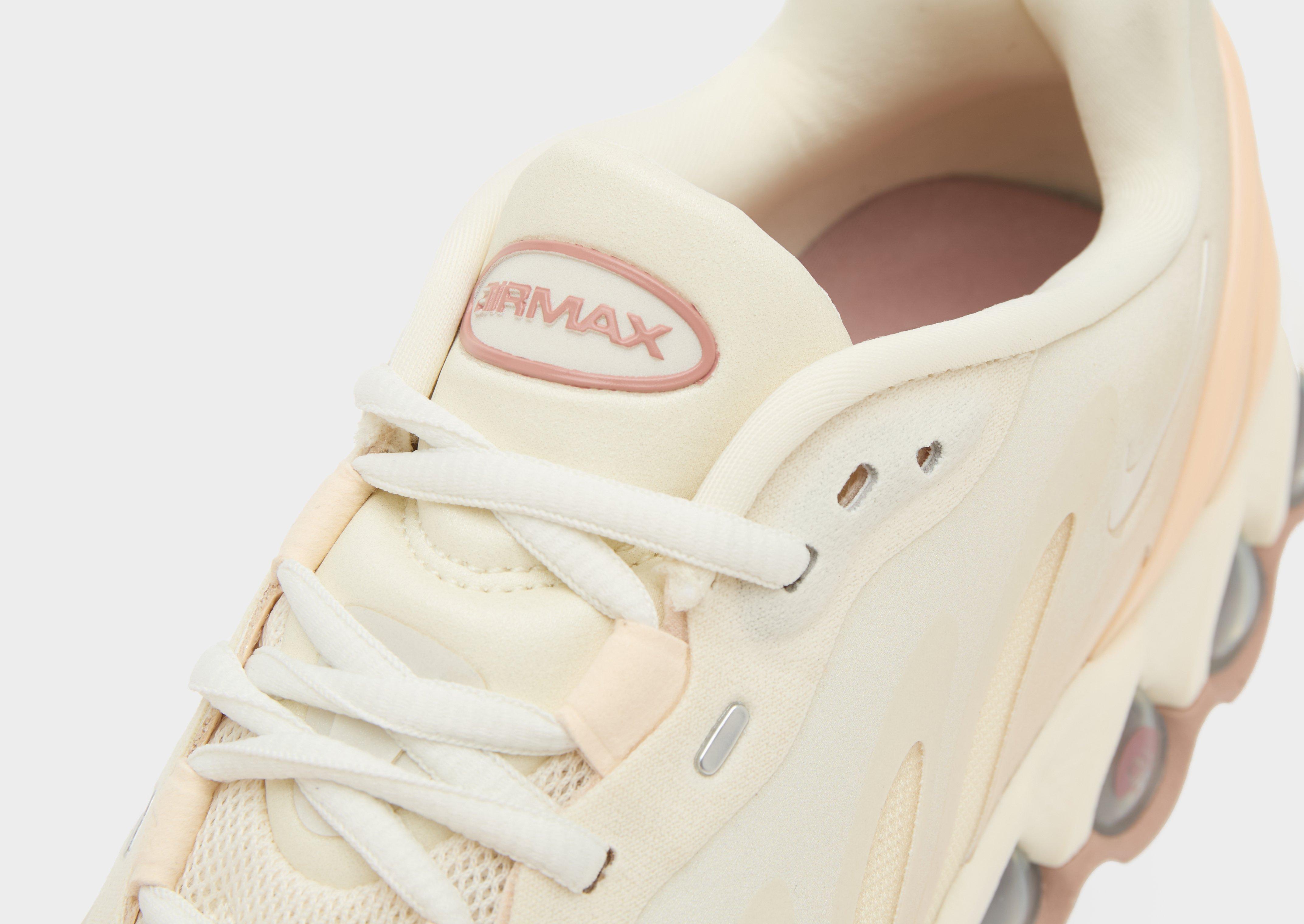 Buty sneakersy damskie NIKE W AIR MAX DN8 IH5084-219 Beżowy