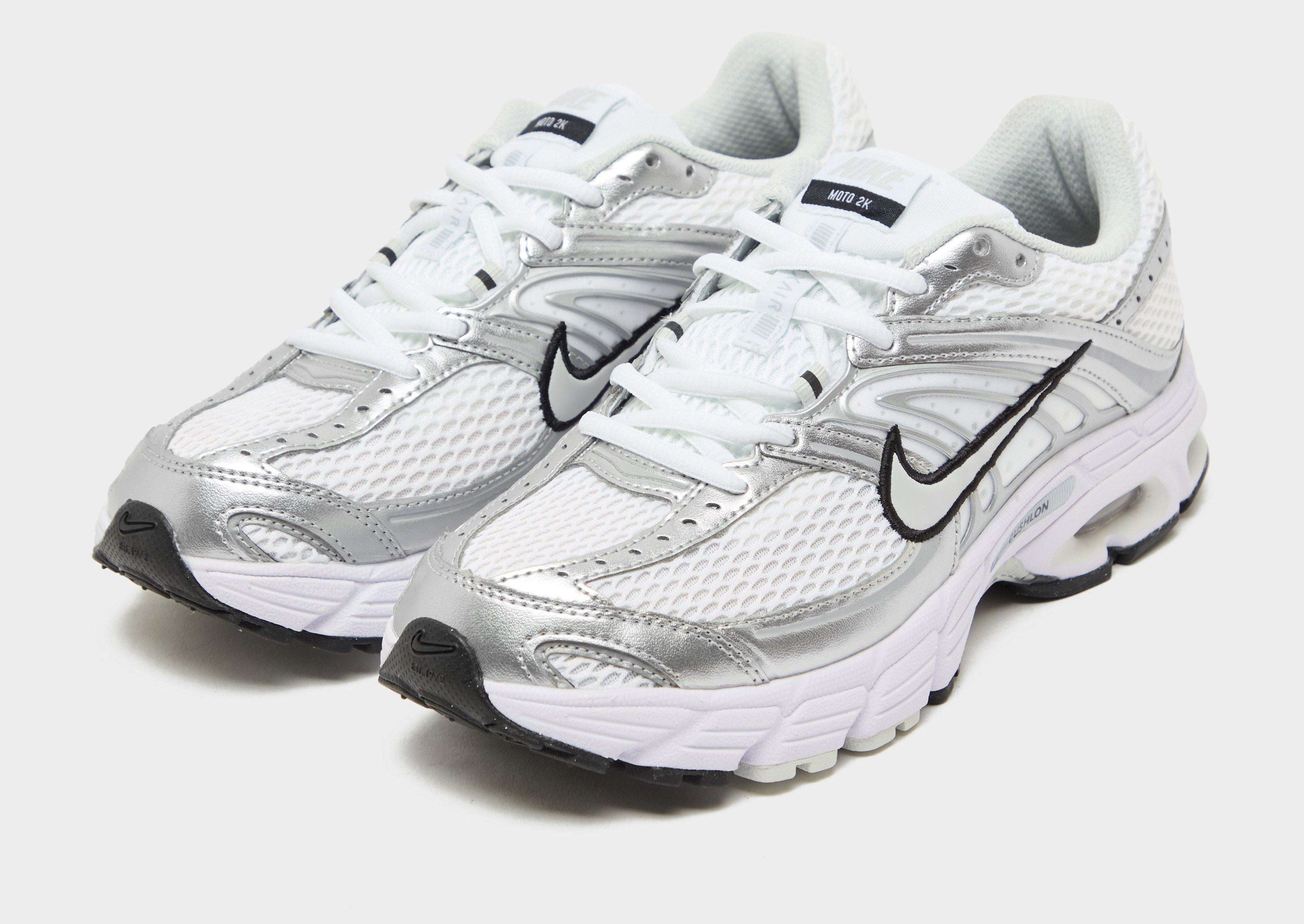 Жіночі кросівки NIKE W AIR MAX MOTO 2K HQ2056-103 Білий