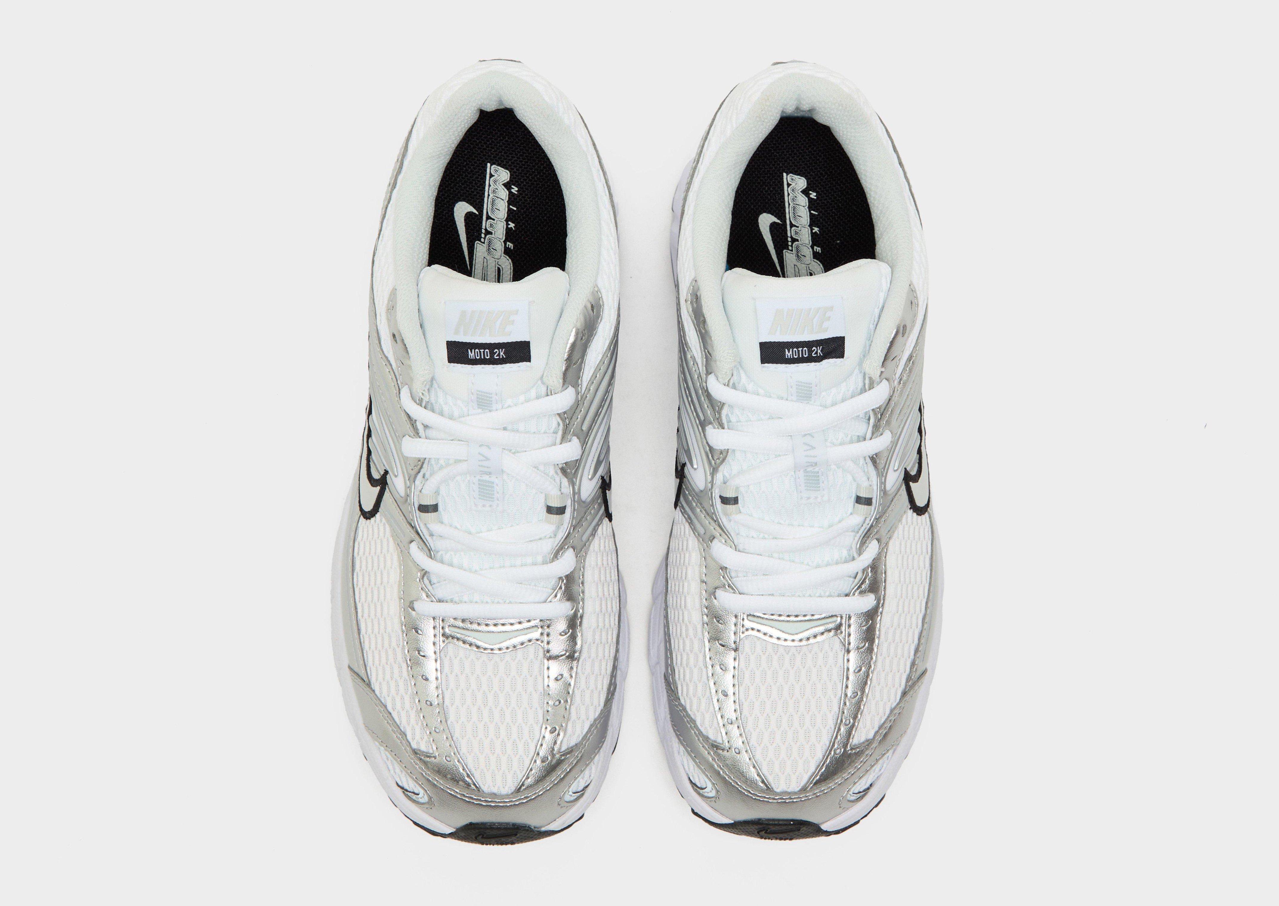 Жіночі кросівки NIKE W AIR MAX MOTO 2K HQ2056-103 Білий