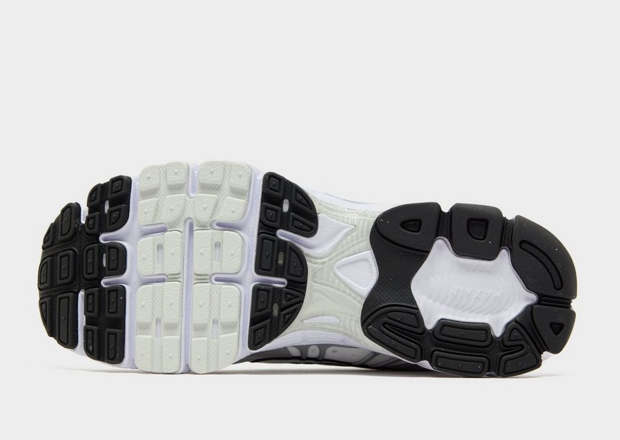 Buty sneakersy damskie NIKE W AIR MAX MOTO 2K HQ2056-103 Biały