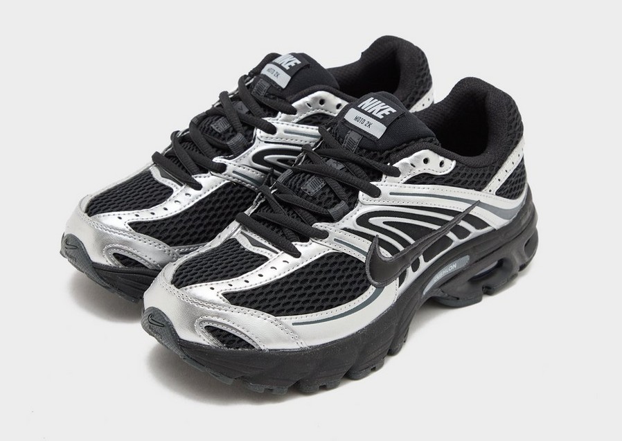 Adidași de damă NIKE W AIR MAX MOTO 2K HQ2056-007 Negru