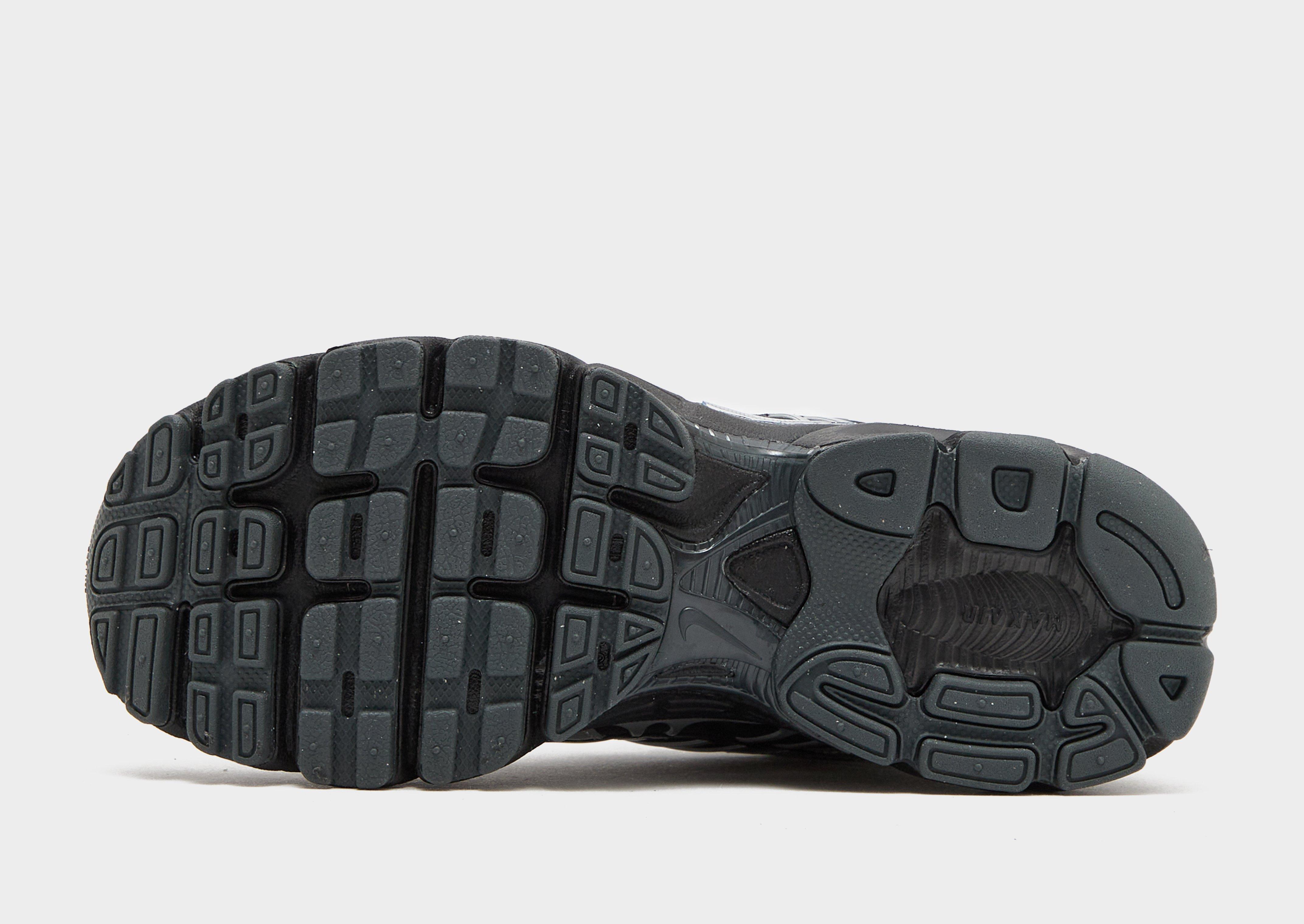 Жіночі кросівки NIKE W AIR MAX MOTO 2K HQ2056-007 Чорний