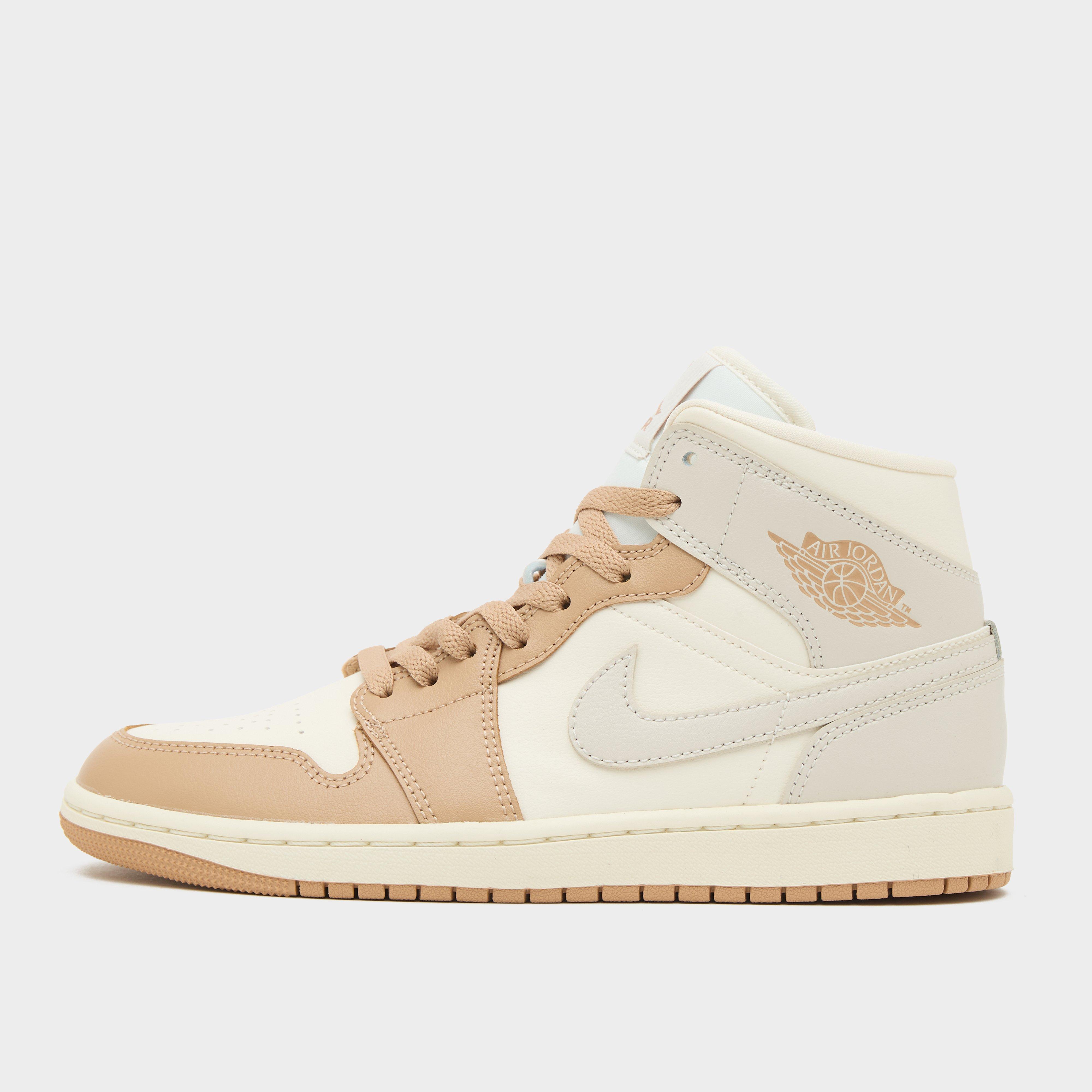 Kedai moterims AIR JORDAN 1 MID