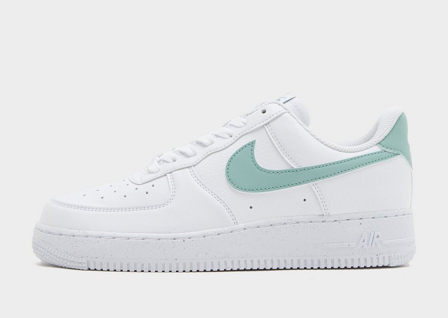 Adidași de damă NIKE AIR FORCE 1 '07  DV3808-112 Alb