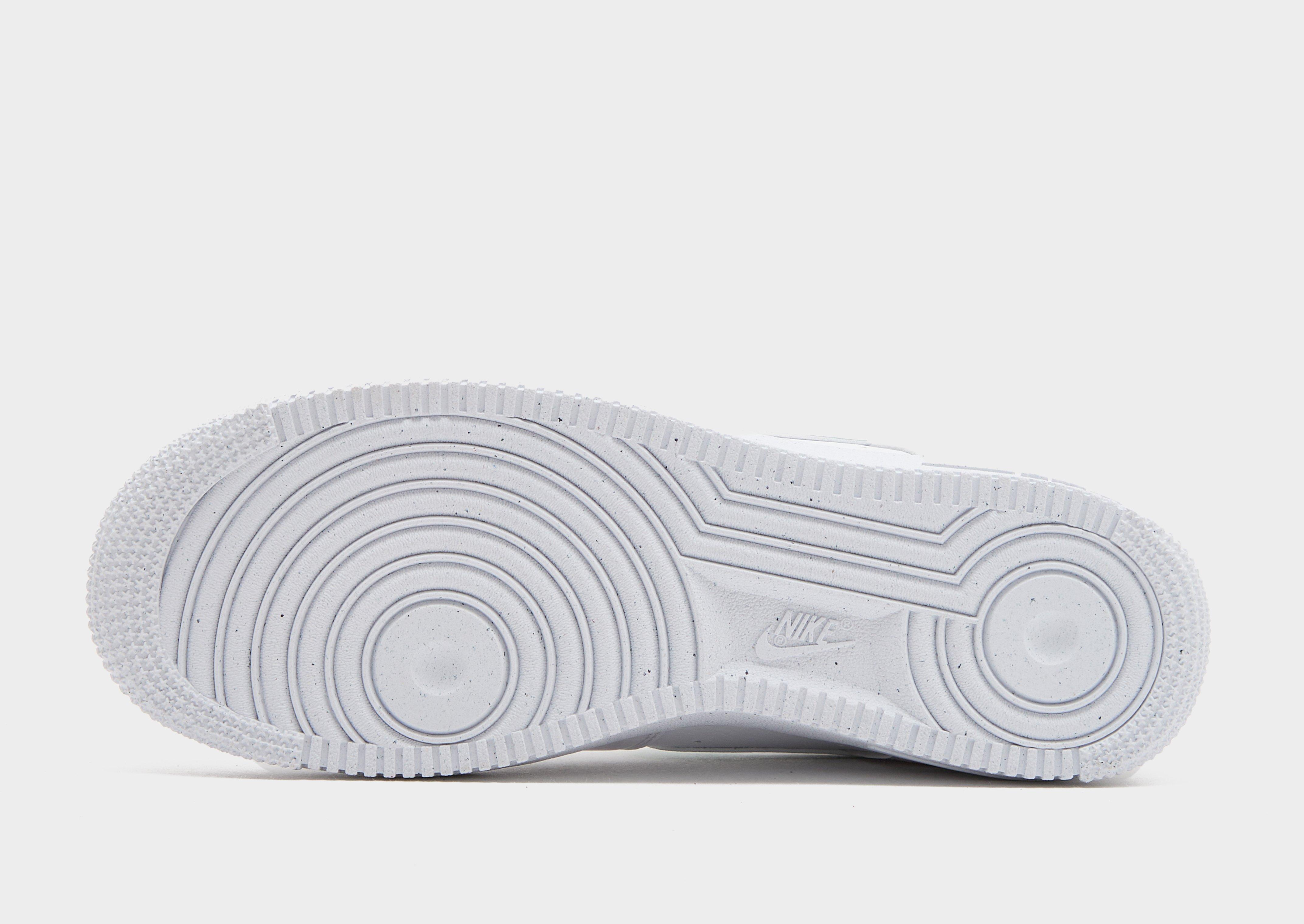 Дамски обувки NIKE AIR FORCE 1 '07  DV3808-112 Бял