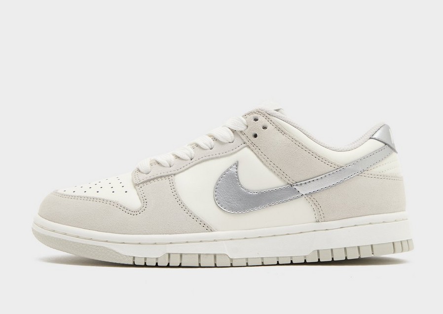 Adidași de damă NIKE WMNS NIKE DUNK LOW II7651-133 Bej