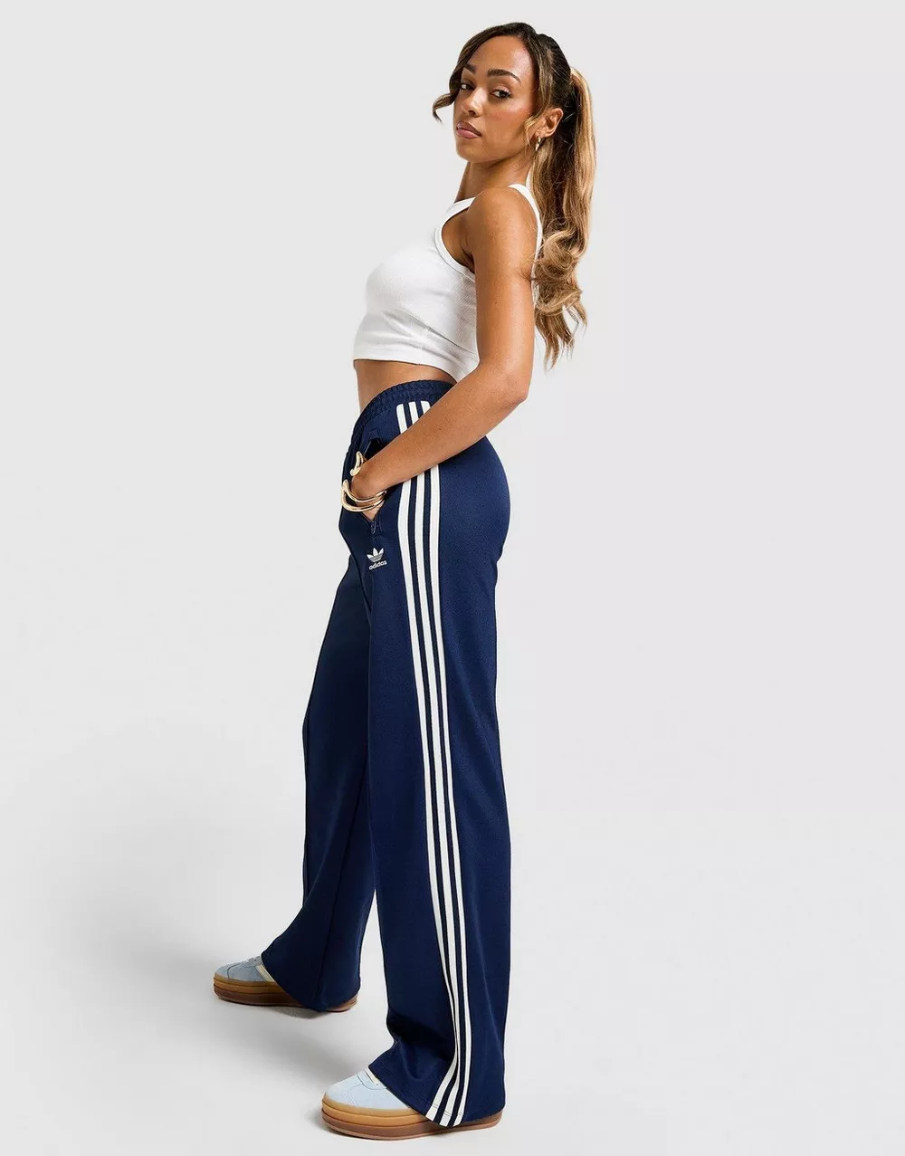 ADIDAS ШТАНИ ADICOLOR CLASSIC TRACK PANT REGULAR, фото 1 з 5