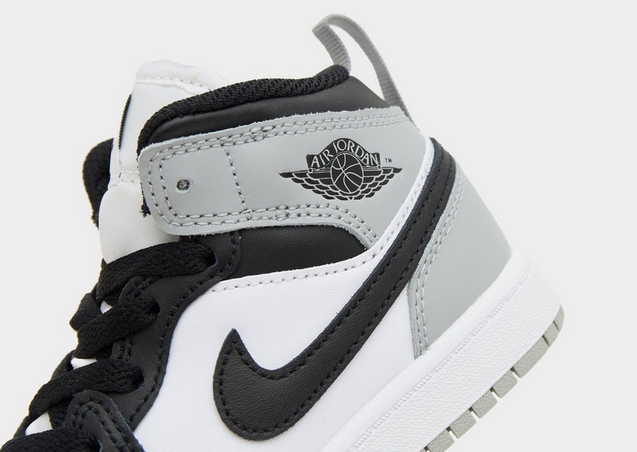 Kedai vaikams JORDAN 1 MID BP DQ8424-101 Pilka