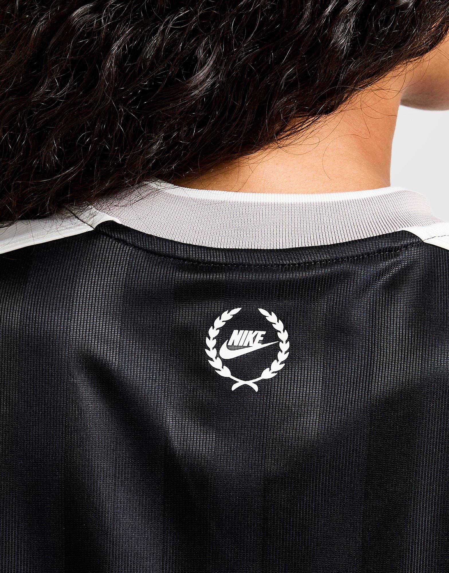 Dámske tričko NIKE TRIČKO W NSW V NECK JERSEY IH8504-010 Čierna