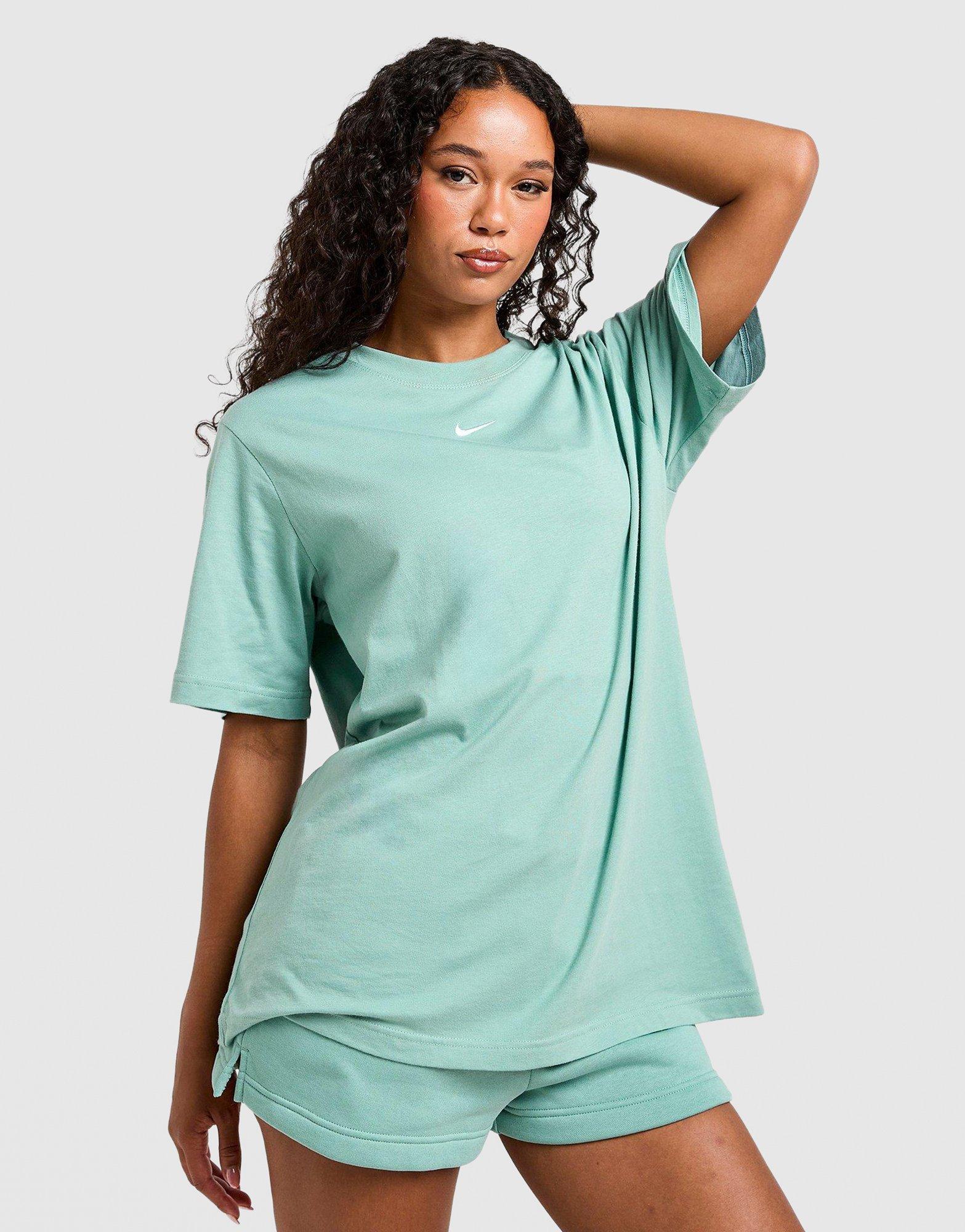 Дамска тениска NIKE ТЕНИСКА W NSW TEE ESSNTL LBR FD4149-017 Зелен