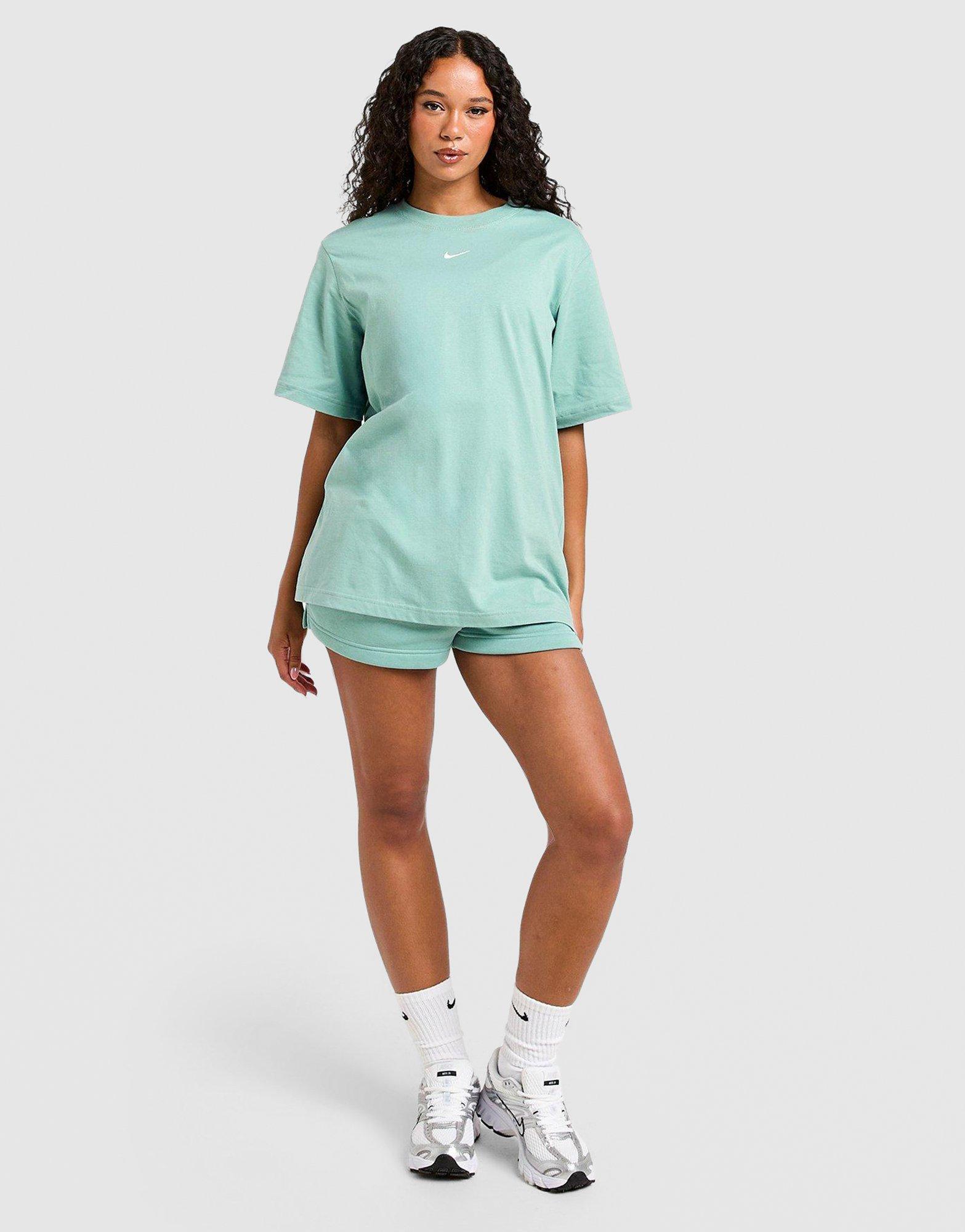 Дамска тениска NIKE ТЕНИСКА W NSW TEE ESSNTL LBR FD4149-017 Зелен