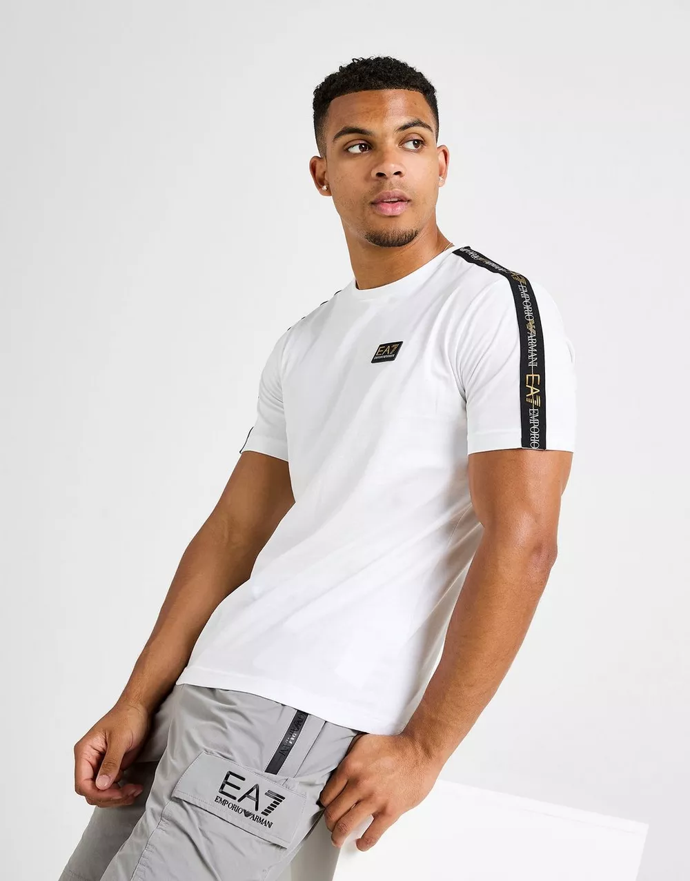 EMPORIO ARMANI 7 ФУТБОЛКА TAPE BADGE T WHT, фото 1 з 5