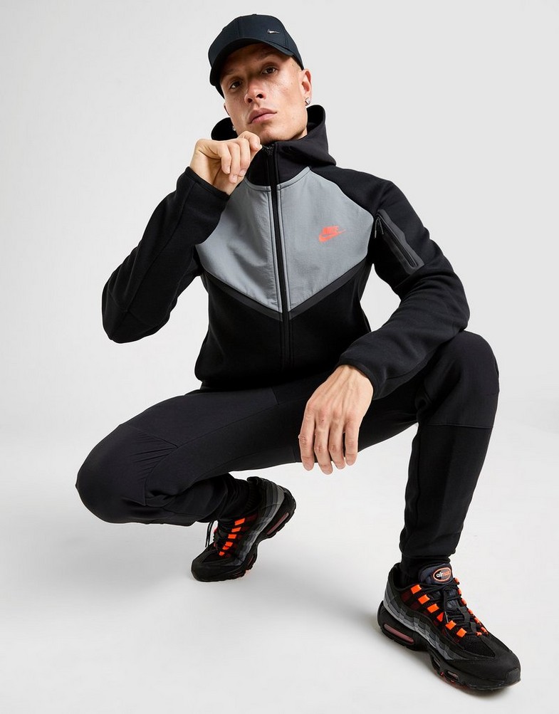 Bluză pentru bărbați NIKE BLUZĂ CU GLUGĂ M NK TCH MIX WR HD IH4302-010 Negru
