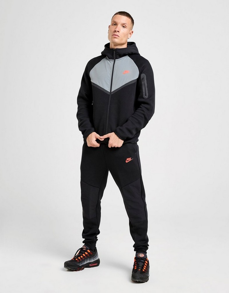 Bluză pentru bărbați NIKE BLUZĂ CU GLUGĂ M NK TCH MIX WR HD IH4302-010 Negru