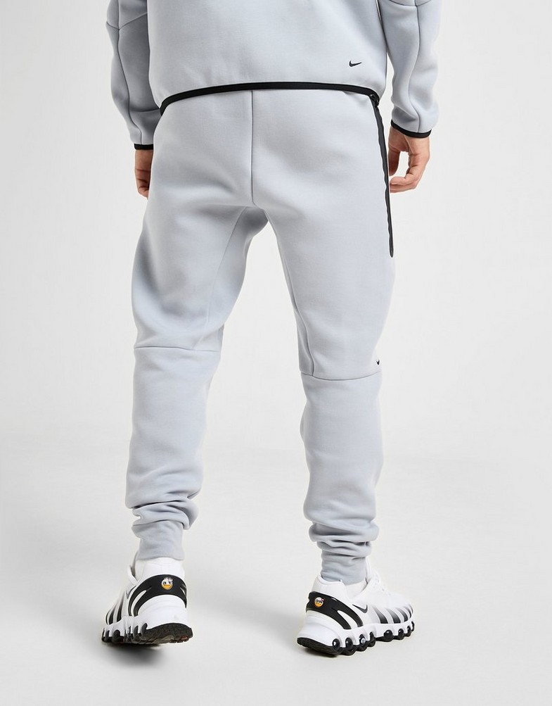Pantaloni pentru bărbați NIKE PANTALONI  M NK TCH MIX JGGR IH4303-012 Gri