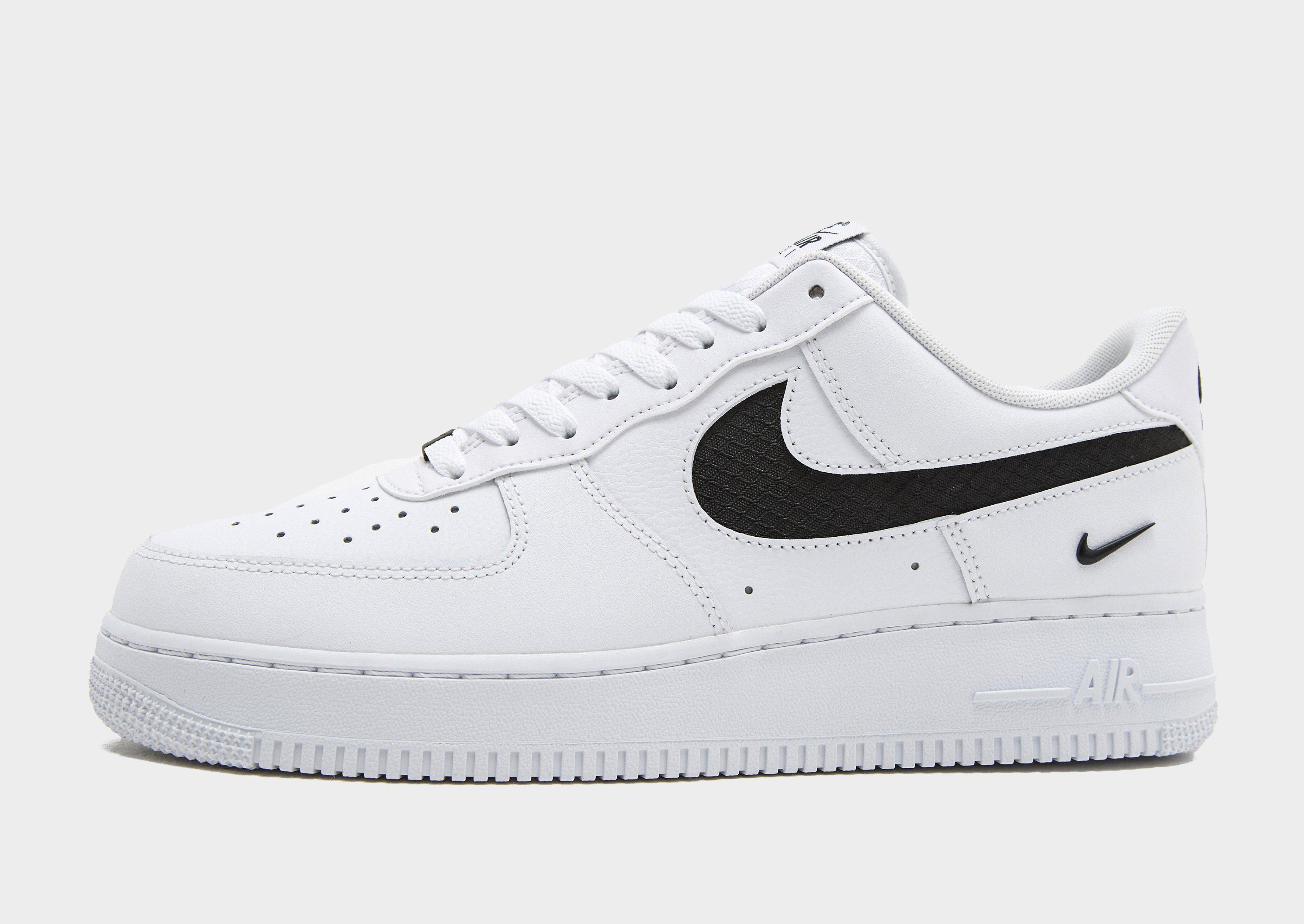 Nike Air Force 1 '07 Lv8