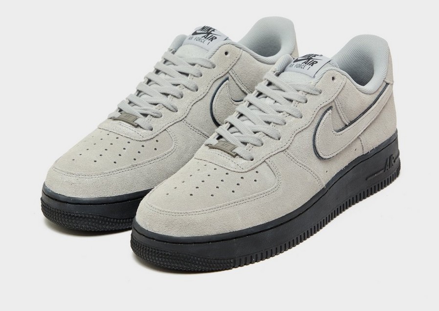 Adidași pentru bărbați NIKE AIR FORCE 1 '07 LV8  HQ1966-001 Gri