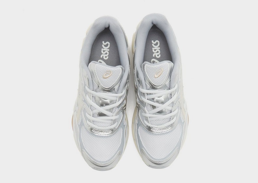 Жіночі кросівки ASICS GEL-NYC 1203A946-020 Сріблястий