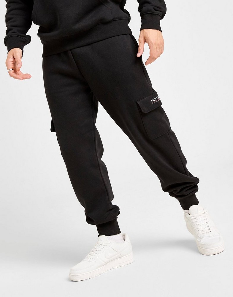 Мъжки анцуг MCKENZIE КОМПЛЕКТ ESS CRG ST BLK-BLK MCKTM16892007 Черен