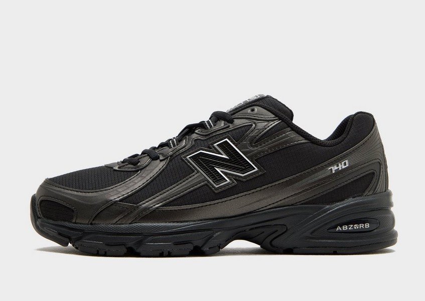 New Balance 740