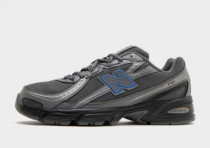 New Balance 740