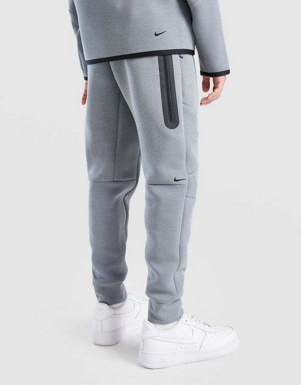 Nike Nohavice B Nsw Tech Fleece Jogger