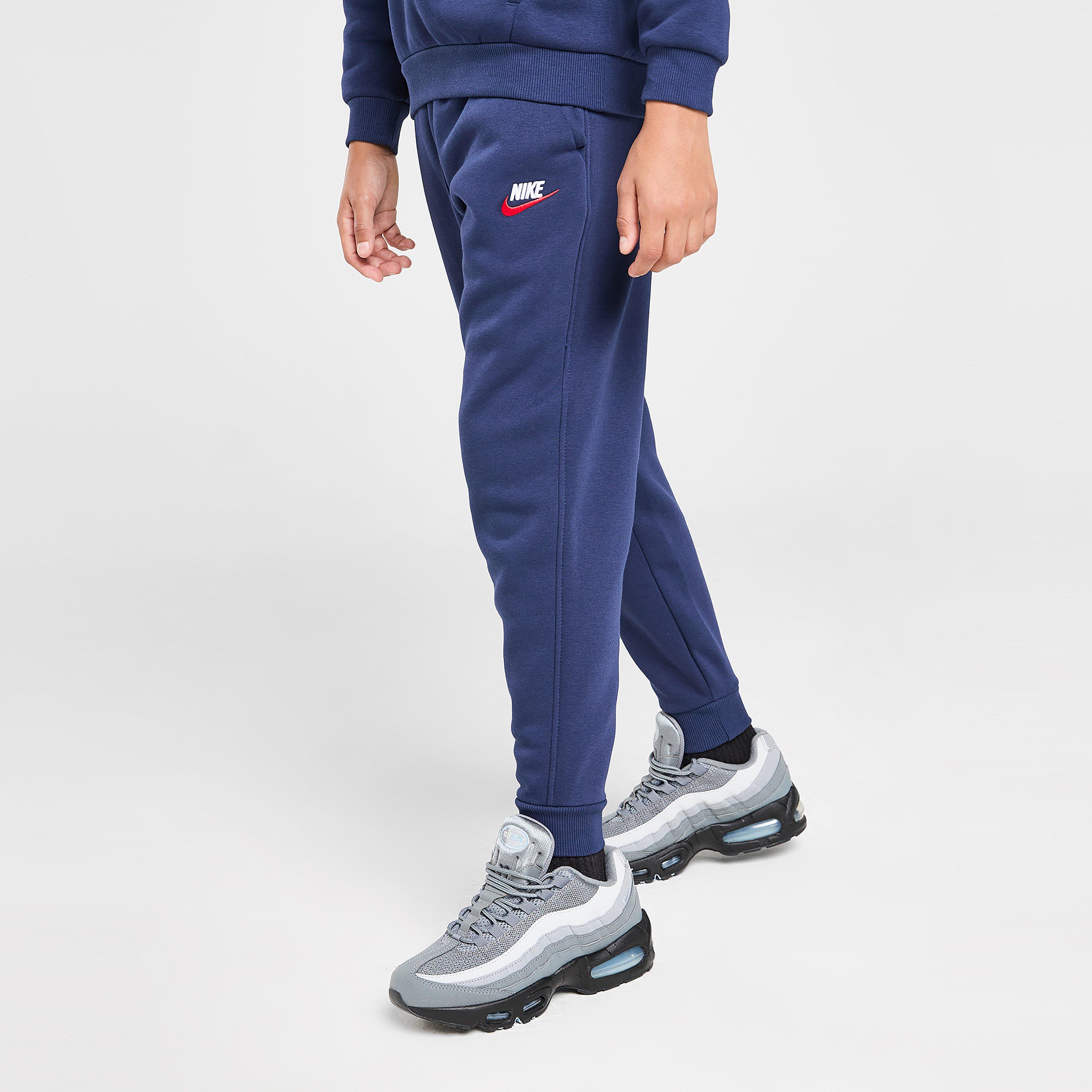 Detské nohavice NIKE NOHAVICE  K NSW CLUB FLC JGGR LBR