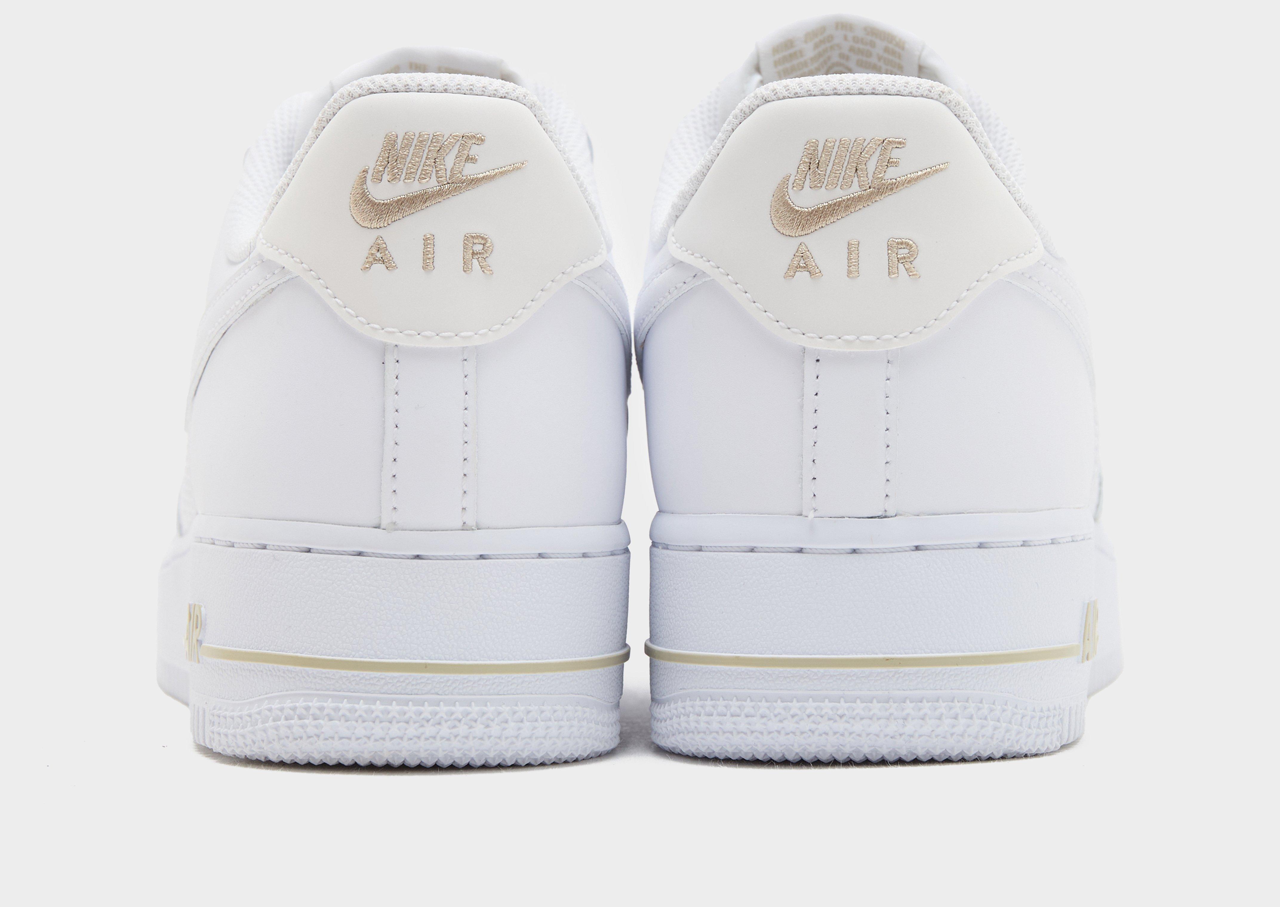 Pánske tenisky NIKE AIR FORCE 1 '07 LV8 JD L IO1283-100 Biela