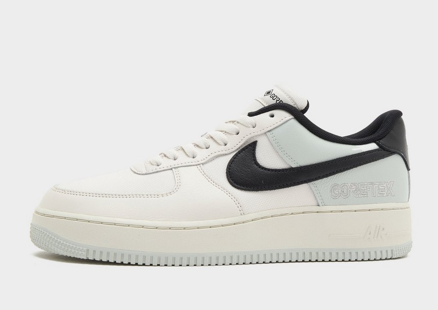 Adidași pentru bărbați NIKE AIR FORCE 1 GTX CK2630-004 Alb