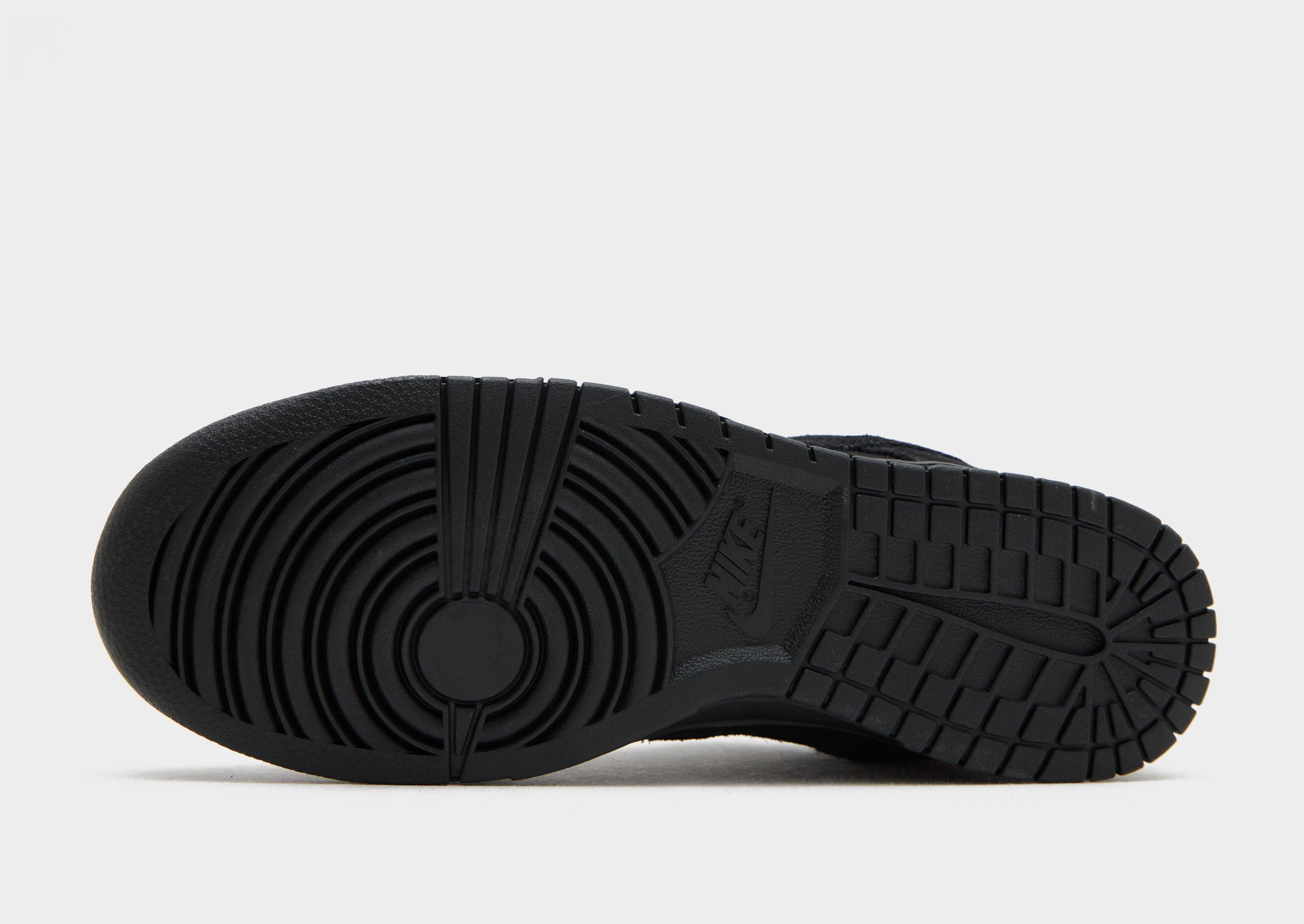 Чоловічі кросівки NIKE DUNK LOW RETRO SE NUBUCK IB6651-001 Чорний