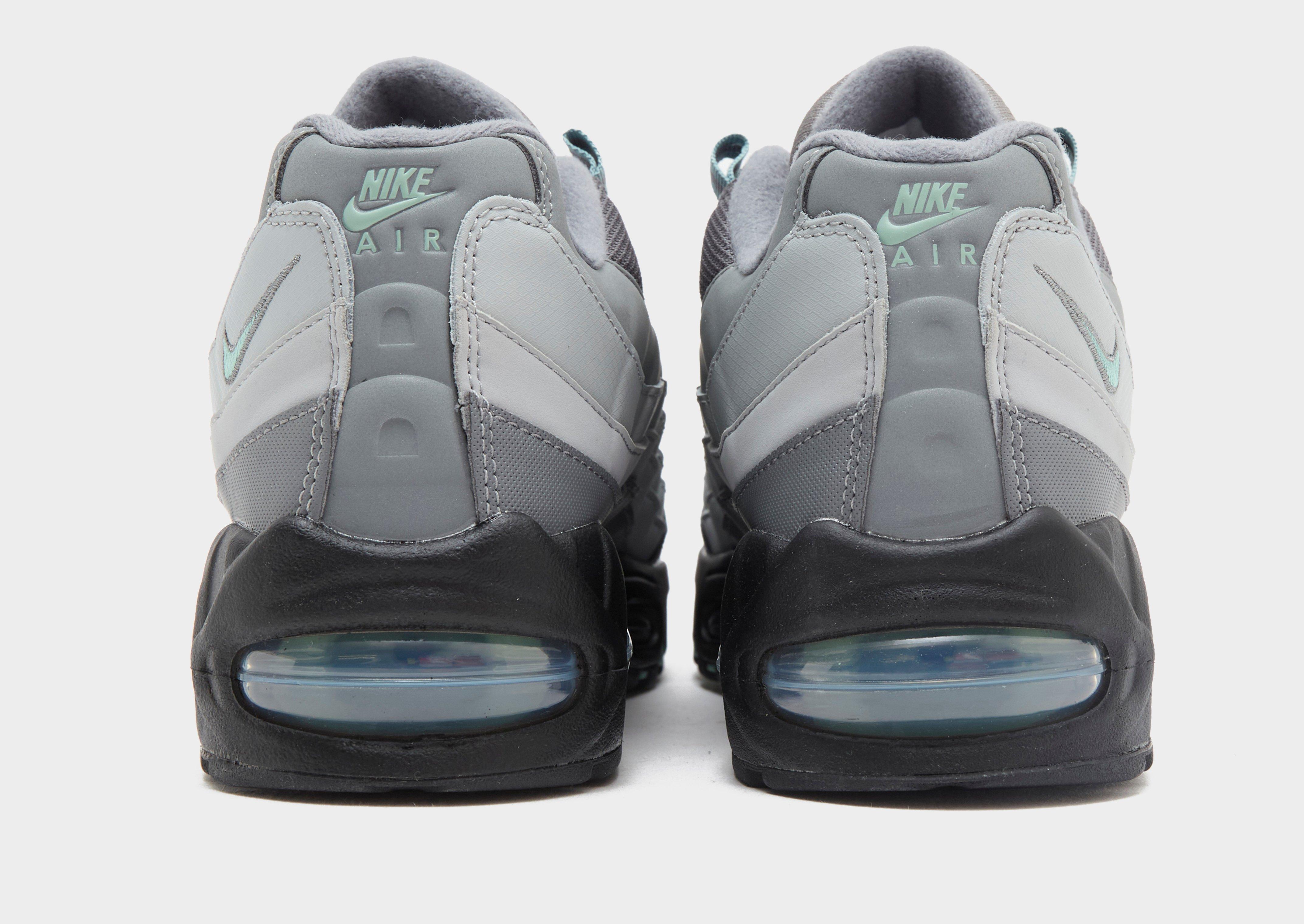 Чоловічі кросівки NIKE AIR MAX 95 IM5987-084 Сірий