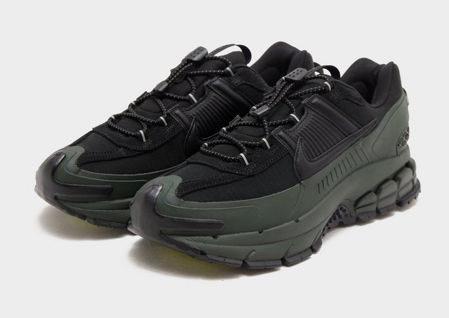 Adidași pentru bărbați NIKE ZOOM VOMERO ROAM FV2295-300 Negru
